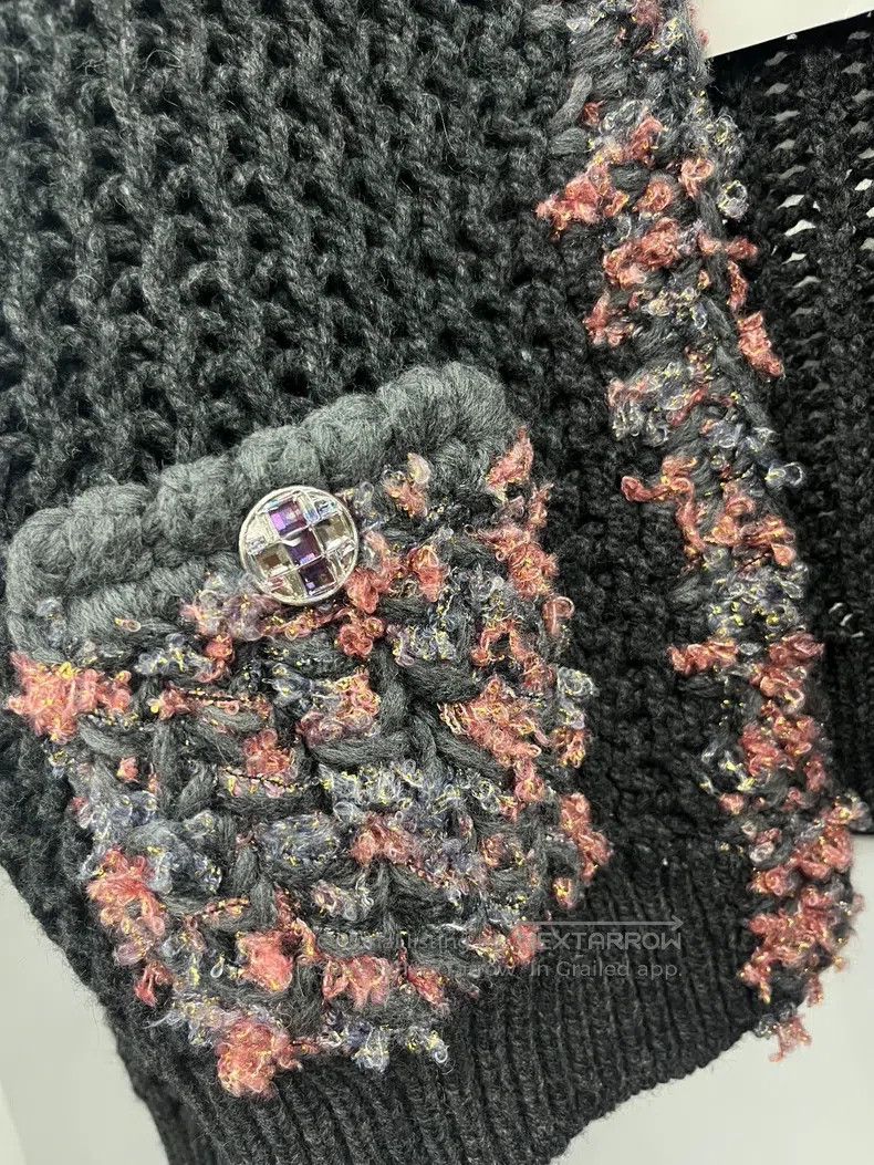 Chanel Chanel 22A colour-blocked tweed knitted cardigan coat Size XS / US 0-2 / IT 36-38 - 2 Thumbnail
