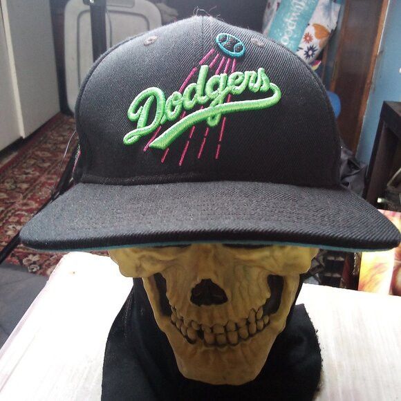 MLB Pro Standard Los Angeles Dodgers Neon Snap Hat Size ONE SIZE - 1 Thumbnail