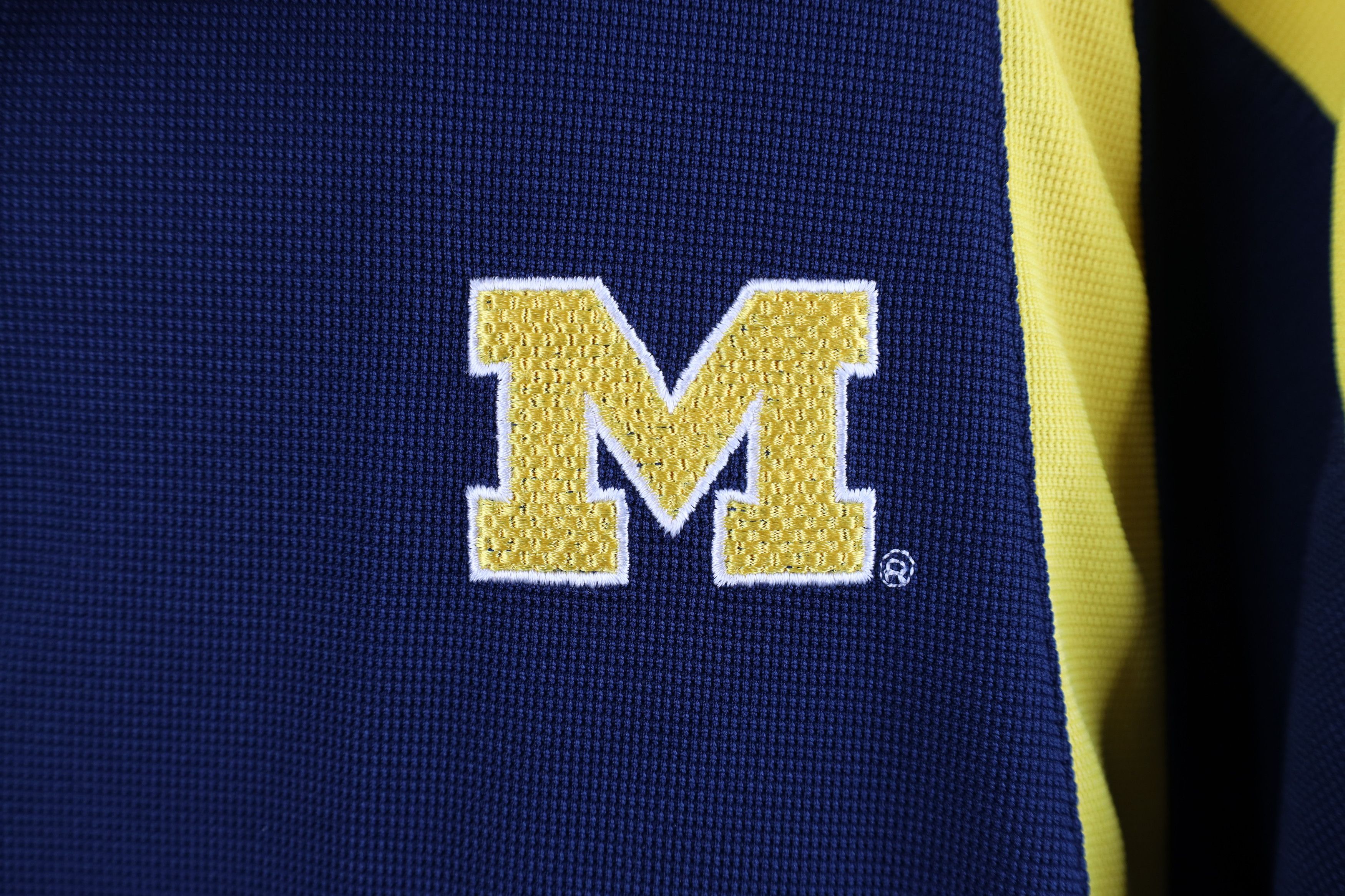 Nike Vintage Nike University of Michigan Football Collared Shirt Size US L / EU 52-54 / 3 - 5 Thumbnail