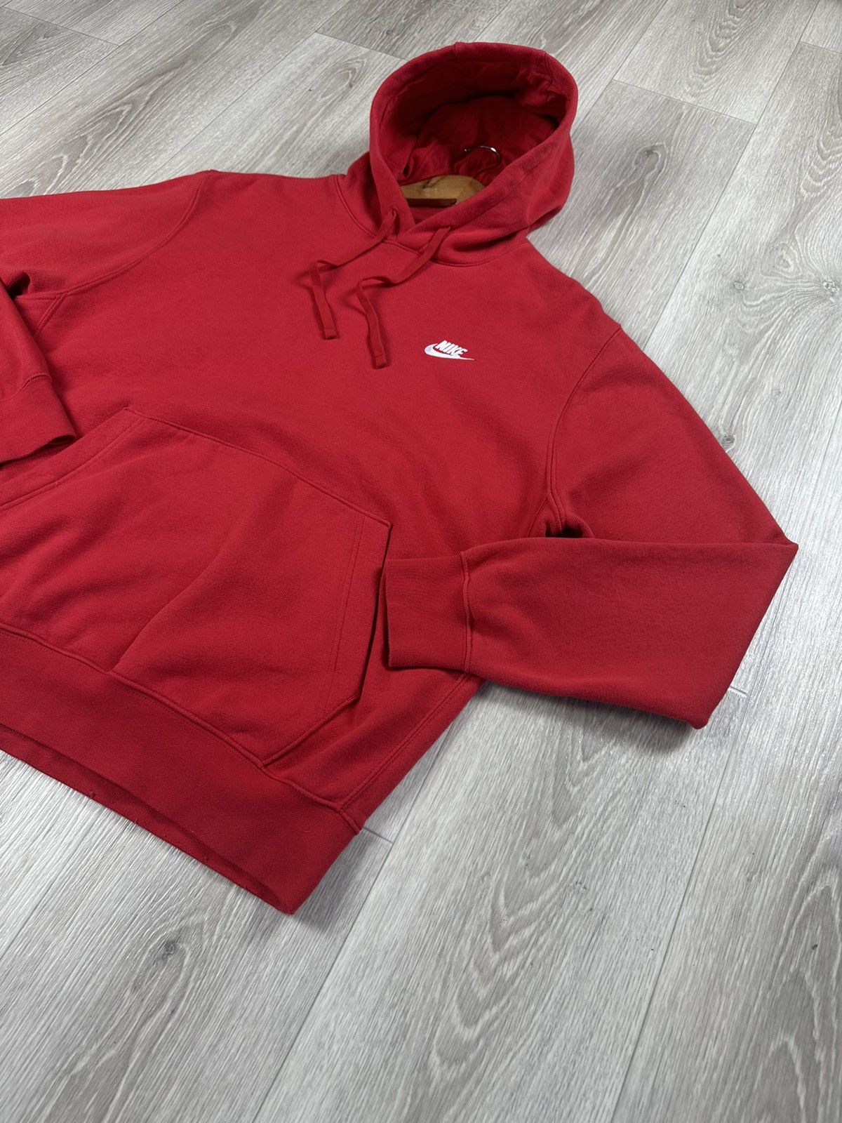 Nike Nike Red Hoodie Small Logo Size L Size US L / EU 52-54 / 3 - 4 Thumbnail