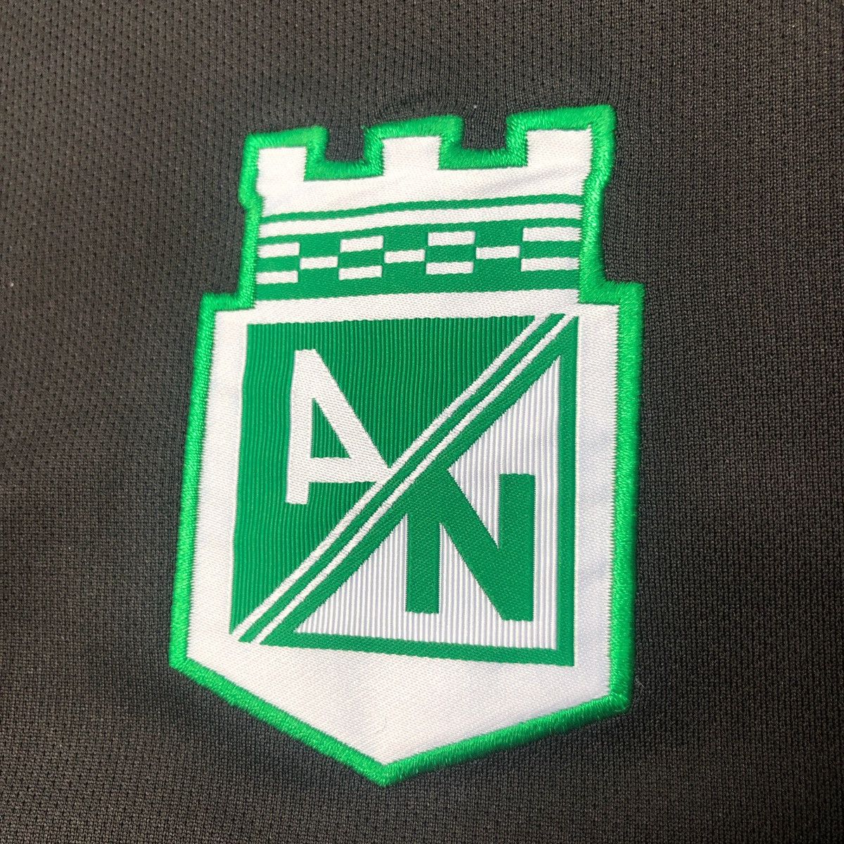 Nike Atheltico Nacional 16/17 Training - Nike - Size XXL Size US XXL / EU 58 / 5 - 3 Thumbnail