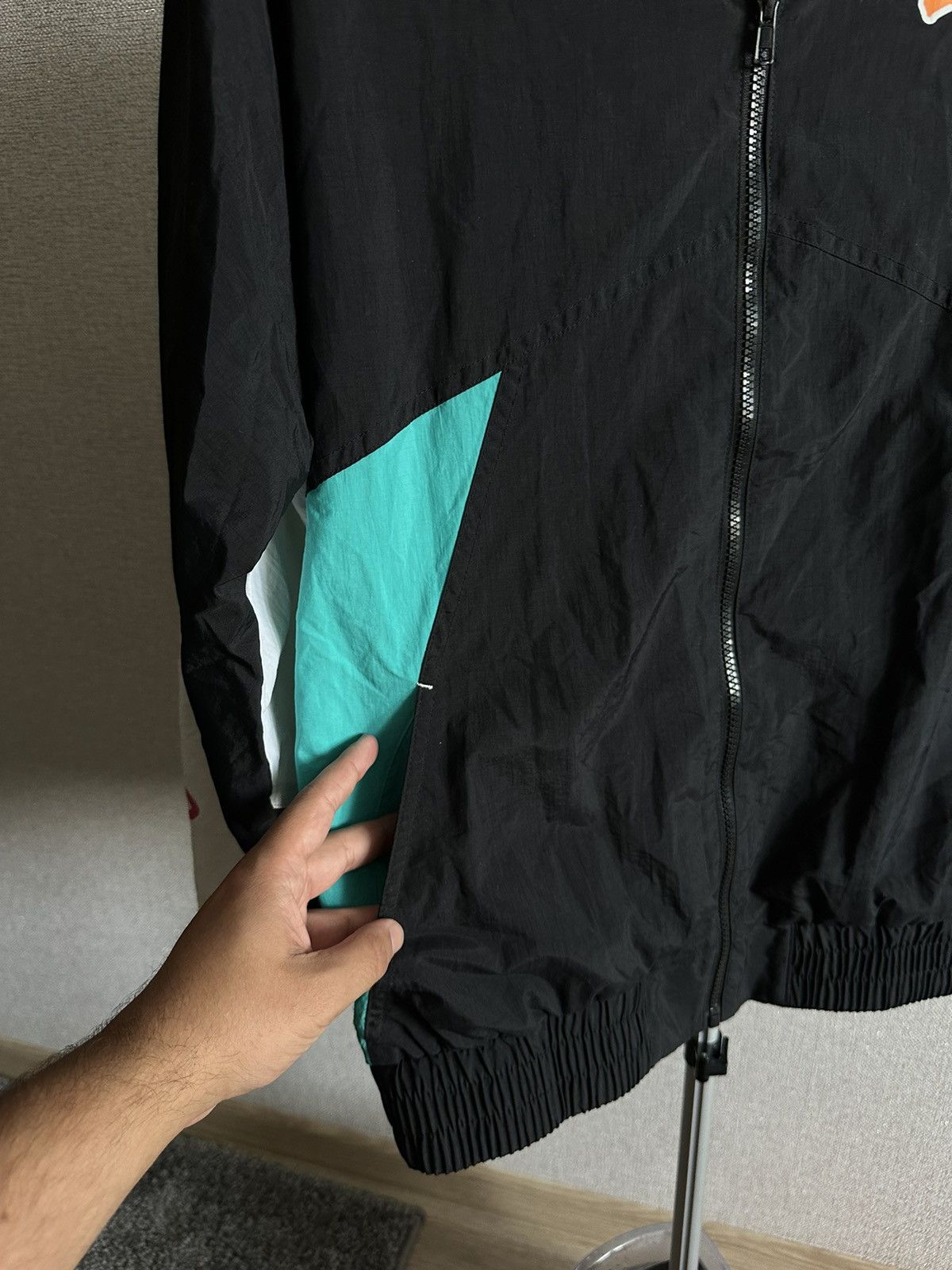 Mitchell & Ness Vintage Mitchell Ness San Antonio Spurs Nylon Jacket Size US M / EU 48-50 / 2 - 9 Thumbnail