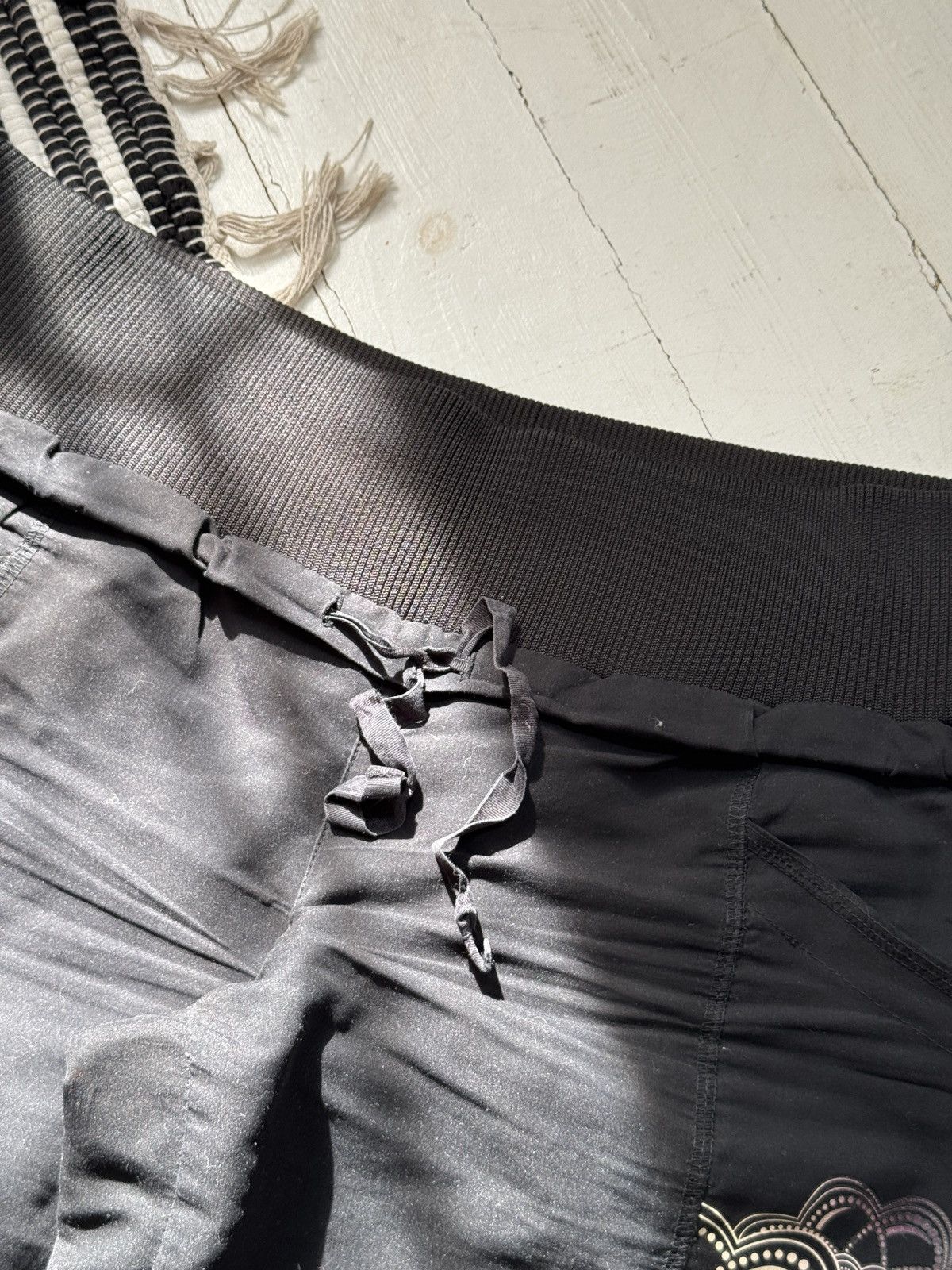VINTAGE REEBOK PARACHUTE STYLE PANTS