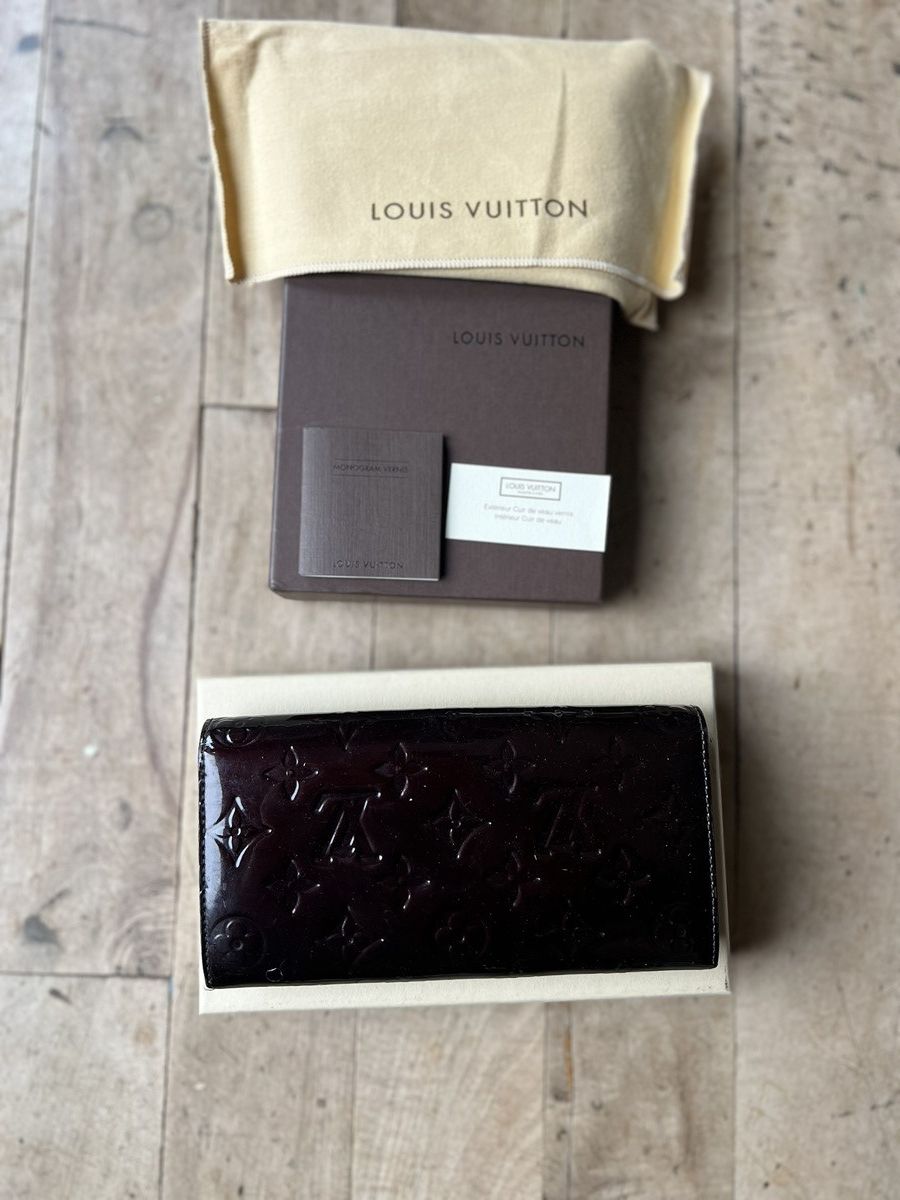Louis Vuitton Louis Vuitton Sarah Long Wallet In Monogram Vernis Rouge Size ONE SIZE - 5 Thumbnail