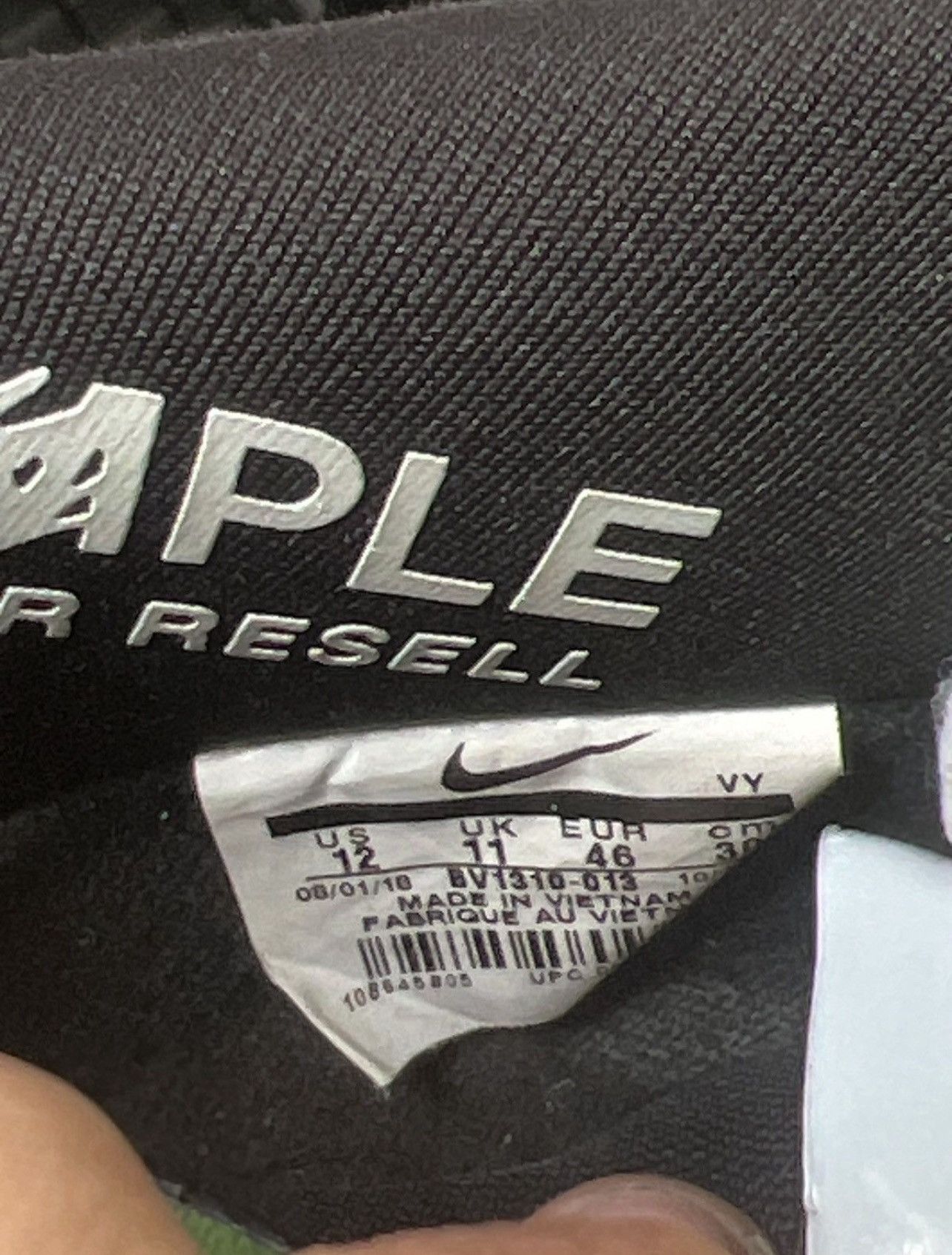 Nike × Staple Nike SB Dunk Low Staple Panda Pigeon Size US 12 / EU 45 - 10 Thumbnail