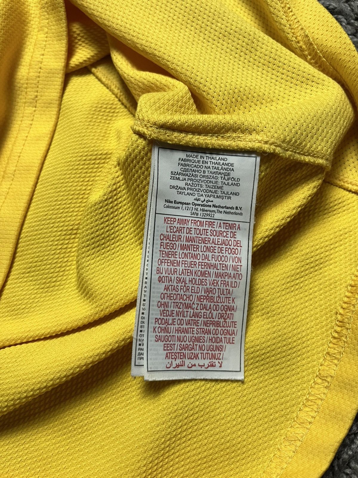 Nike Nike Trikot Soccer Jersey Brazil Style Yellow Football Shirt Size US M / EU 48-50 / 2 - 6 Thumbnail