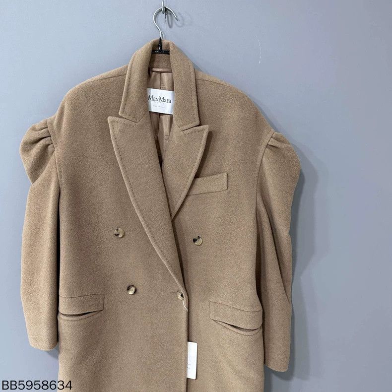 Max Mara Max Mara Brown camel hair lapel double-breasted puff sleev Size M / US 6-8 / IT 42-44 - 2 Thumbnail