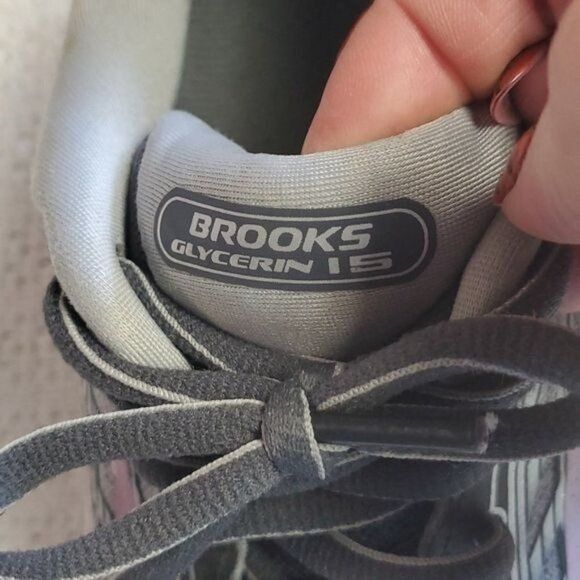Brooks Brooks Glycerin IS Silver & Lt Pink Logo Sz. 7 Athletic Shoe Size US 7 / IT 37 - 3 Thumbnail