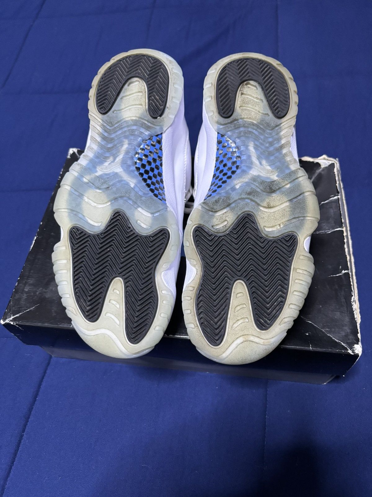 Jordan Brand Jordan 11 Retro Low Legend Blue 2021 Size 8 Size US 8 / EU 41 - 5 Thumbnail