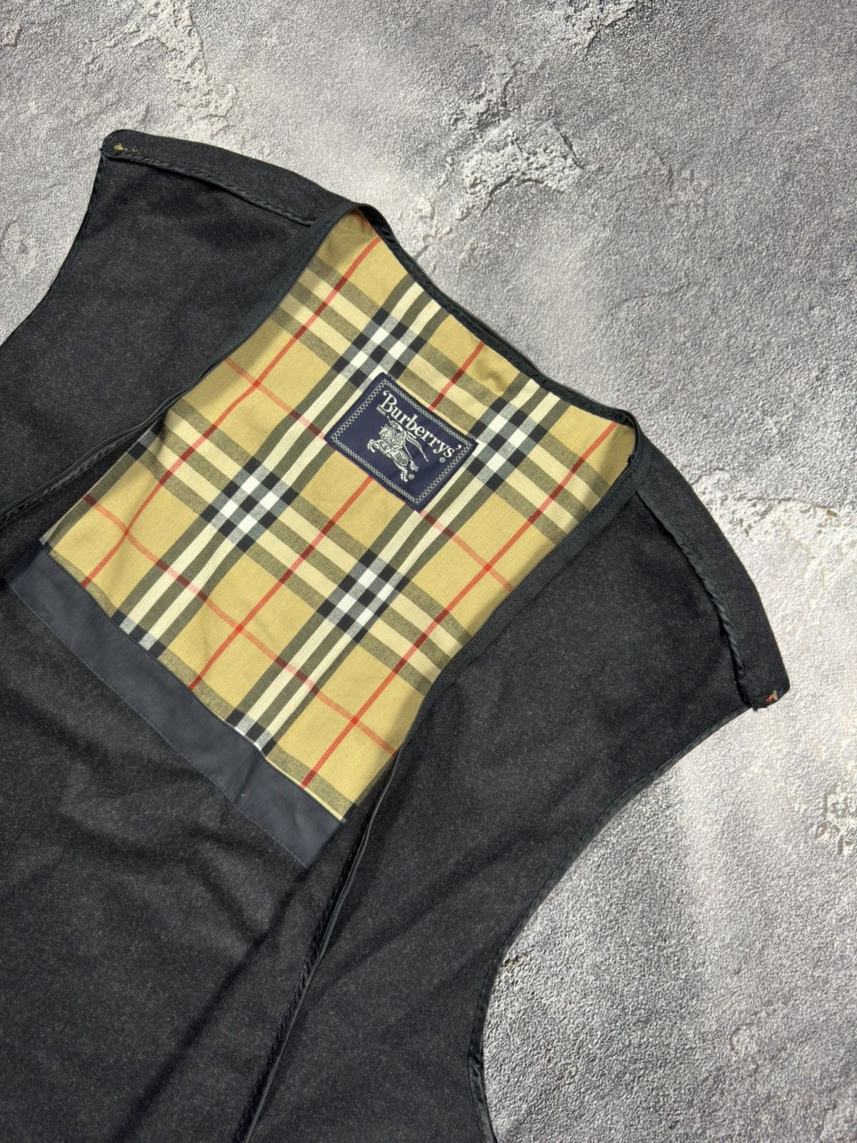 Burberry VINTAGE BURBERRYS LINING Size US M / EU 48-50 / 2 - 2 Thumbnail