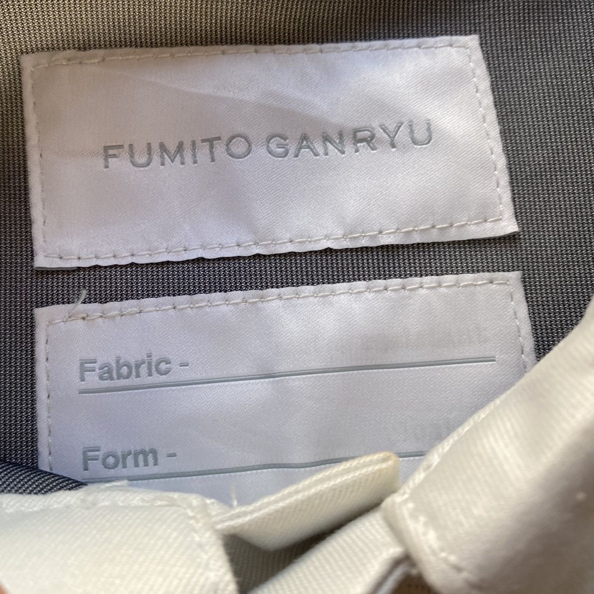 Comme des Garcons White Water-Resistant Pleated Jacket Size US M / EU 48-50 / 2 - 10 Thumbnail