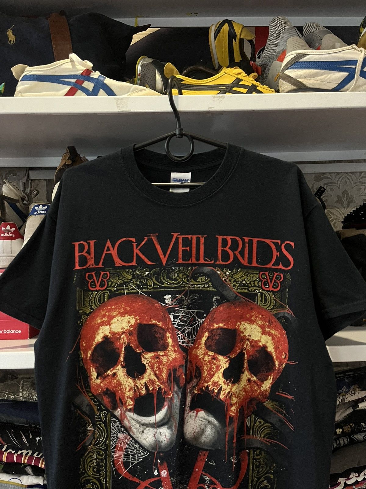 Band Tees Vintage Black Veil Brides 2013 Tour t-shirt Size US M / EU 48-50 / 2 - 2 Thumbnail