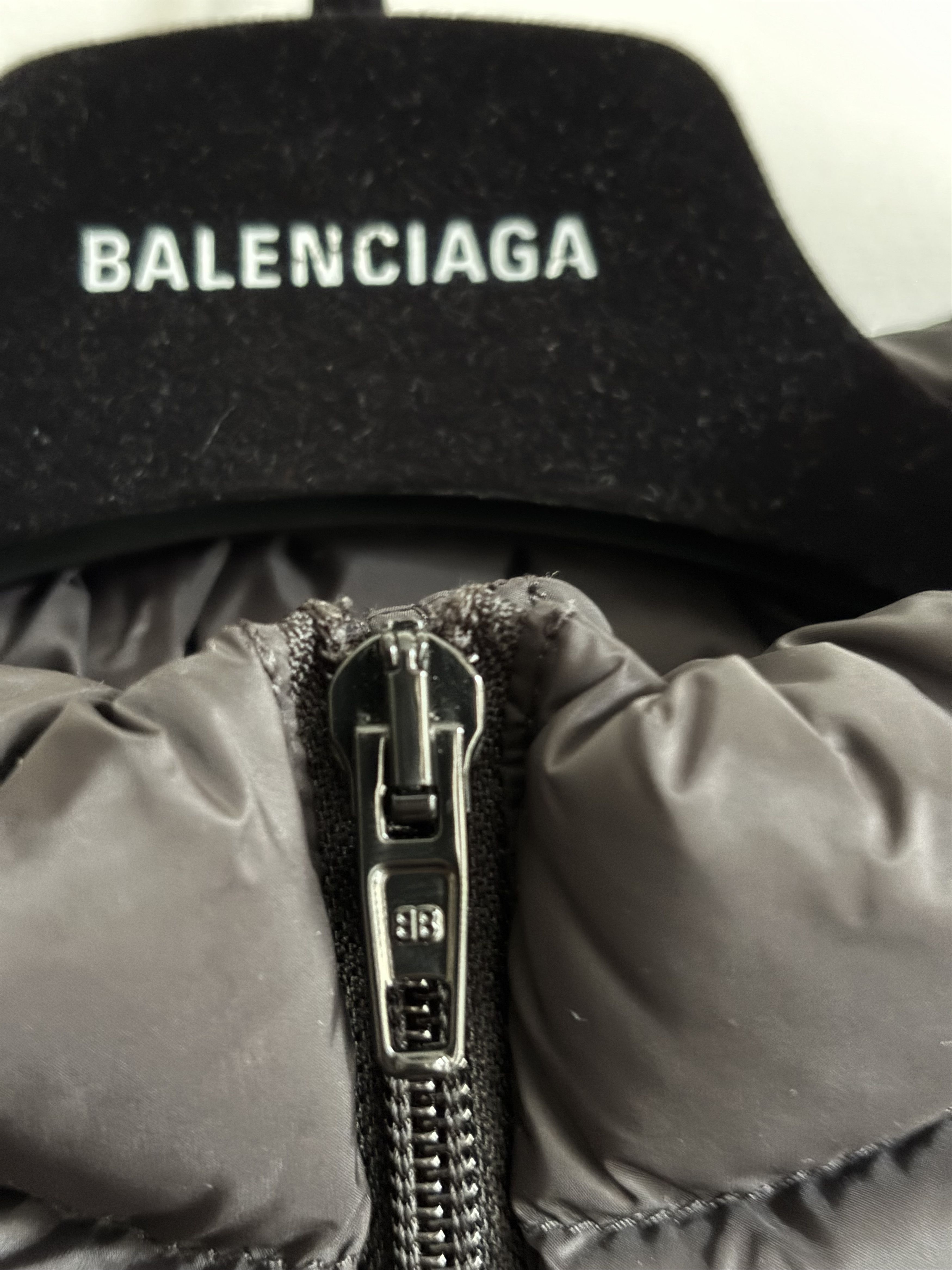 Balenciaga Balenciaga skiwear fitted puffer Size US S / EU 44-46 / 1 - 6 Thumbnail