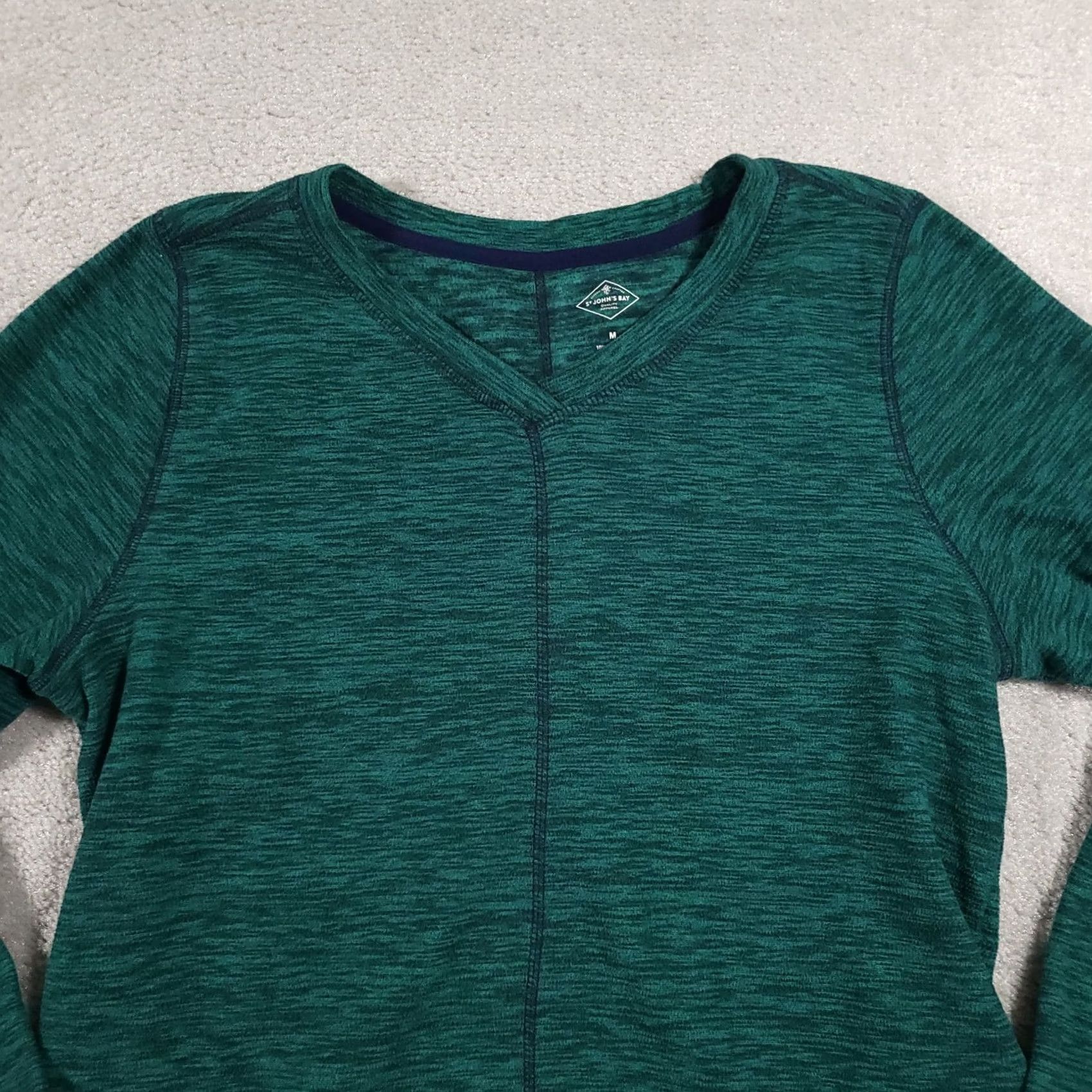 Vintage St. John's Bay Pullover Sweater Women Medium Green Long Sleeve V-Neck Lightweight Knit Polyester Sweatshirt Ladies M-V-Neck Warm Casual Flat-Front Hem Size M / US 6-8 / IT 42-44 - 3 Thumbnail