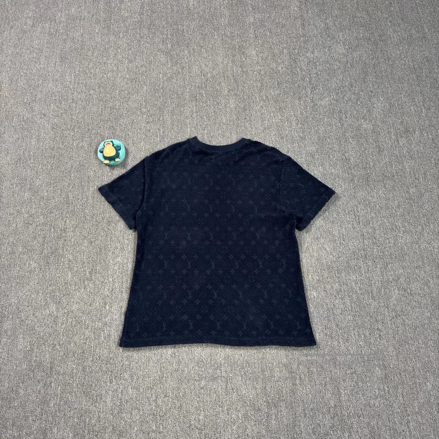 Louis Vuitton LV 25 Terry Cloth All-Over Print Navy Tee. Size US M / EU 48-50 / 2 - 2 Thumbnail