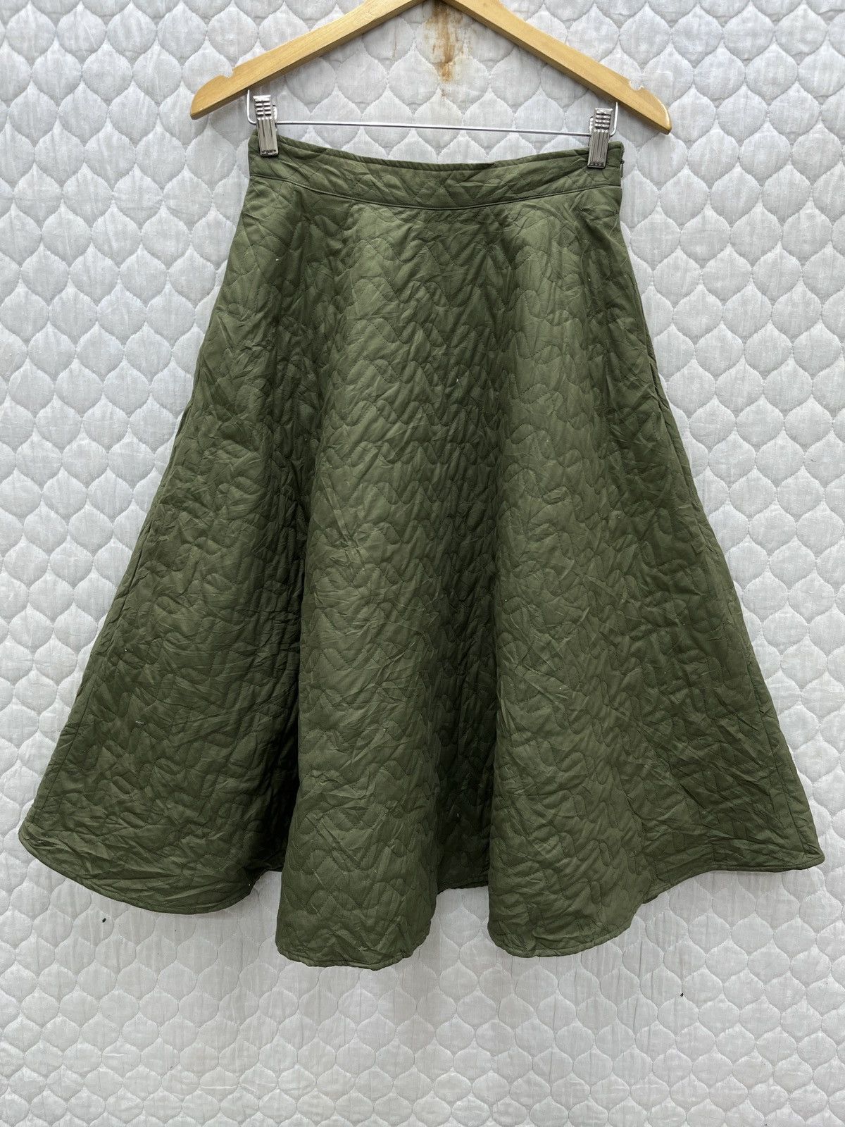 image of J W Anderson x Uniqlo Steals Jw Anderson X Uniqlo Skirts in Green, Women's (Size 26)