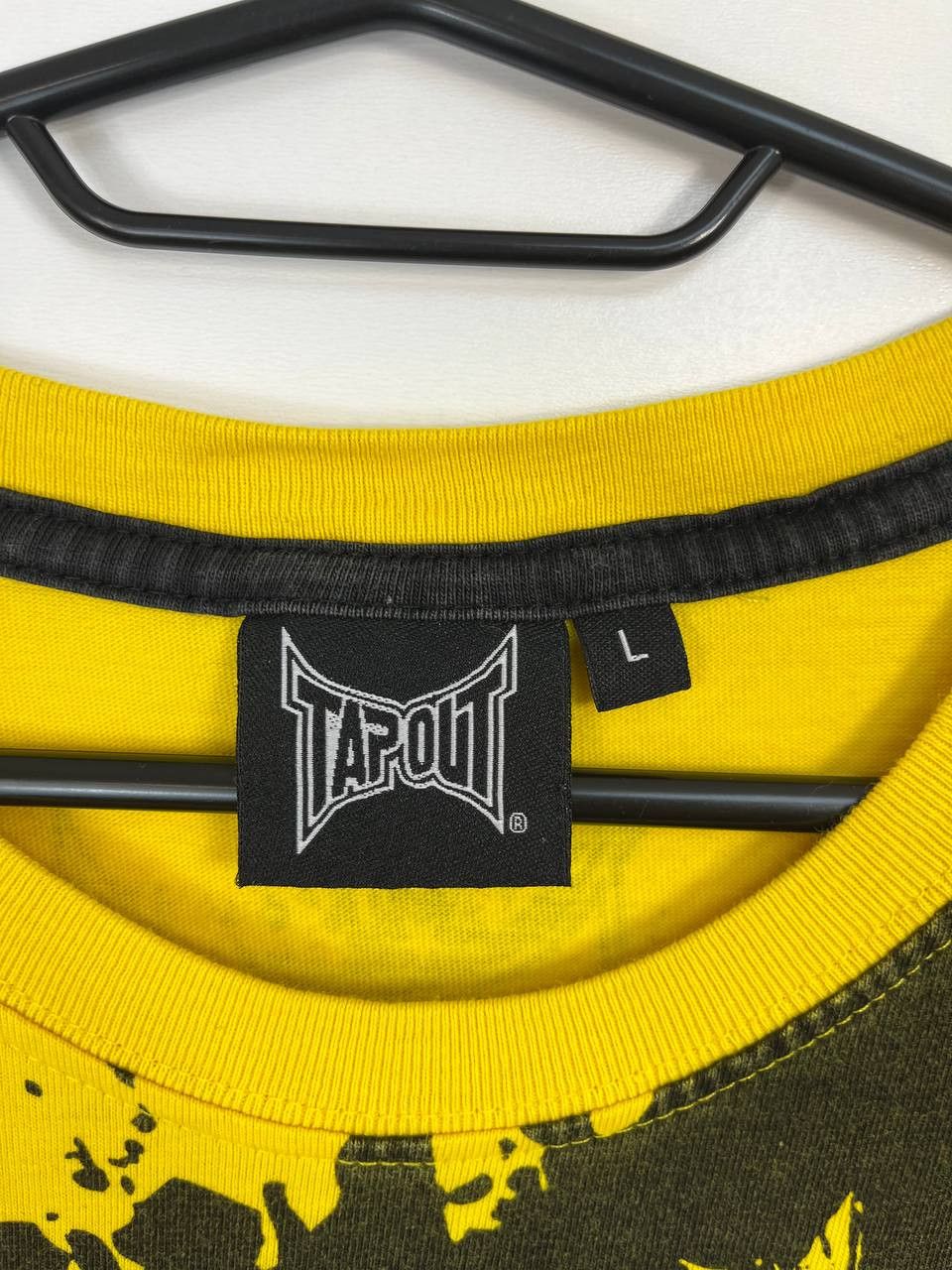 Other Tapout Graphic T Shirt MMA Fighting Logo Yellow Mens Size L Size US L / EU 52-54 / 3 - 4 Thumbnail