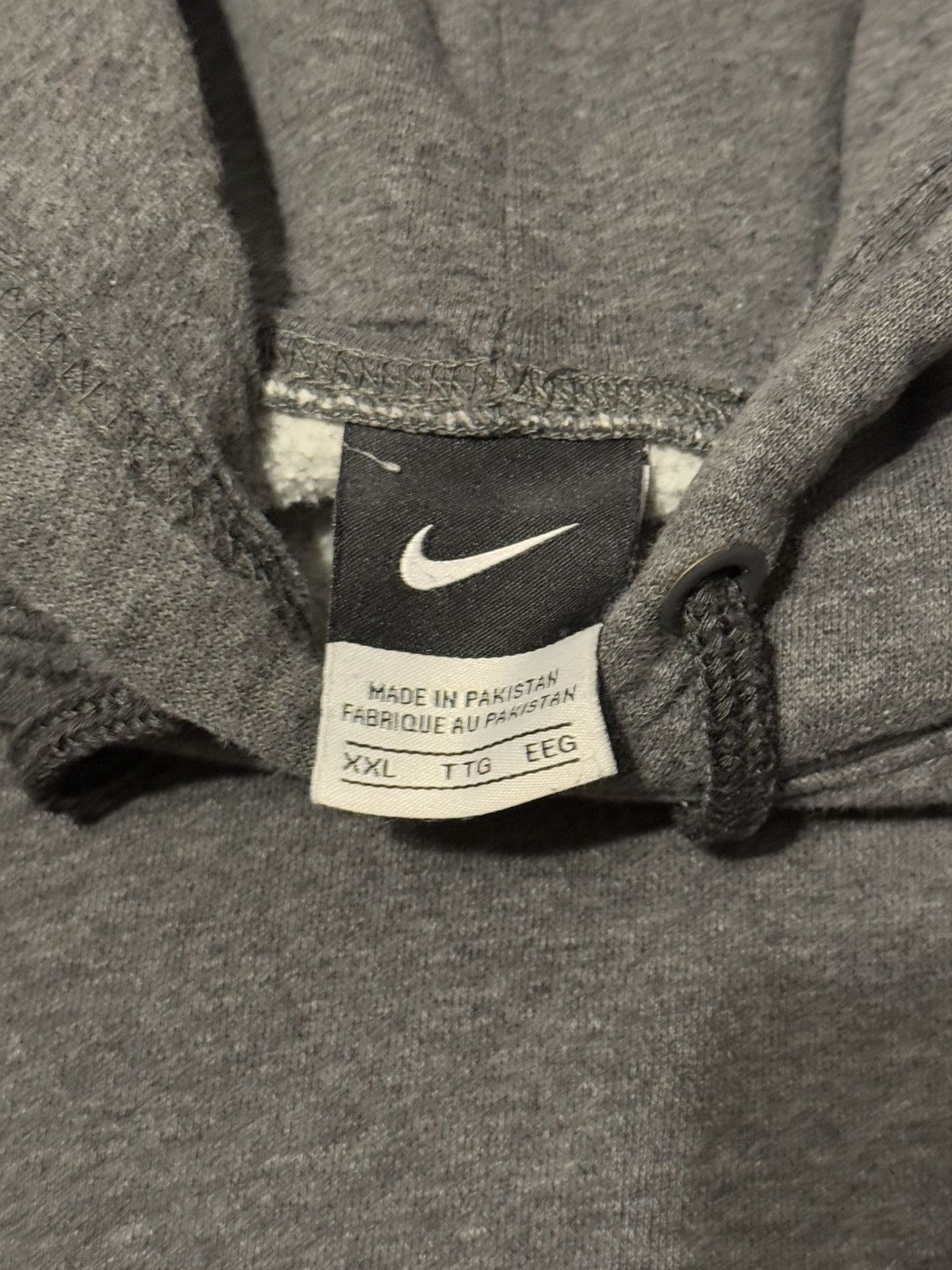 Nike Vintage Y2K Nike Small Logo Hoodie Grey XXLarge Size US XXL / EU 58 / 5 - 4 Thumbnail