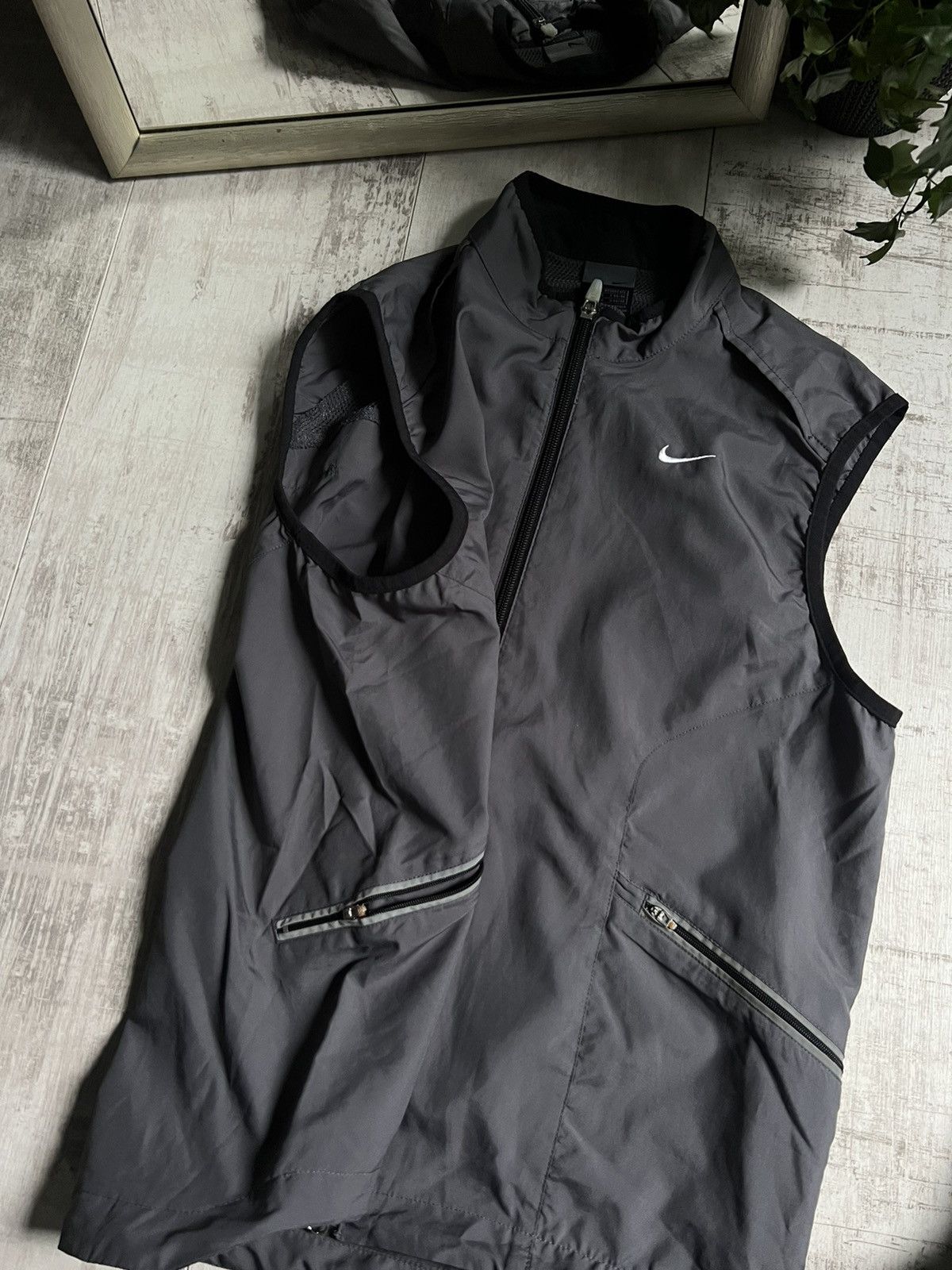 Nike Vintage Nike 90’s Nylon Vest Y2K Swoosh Drill Size US S / EU 44-46 / 1 - 4 Thumbnail