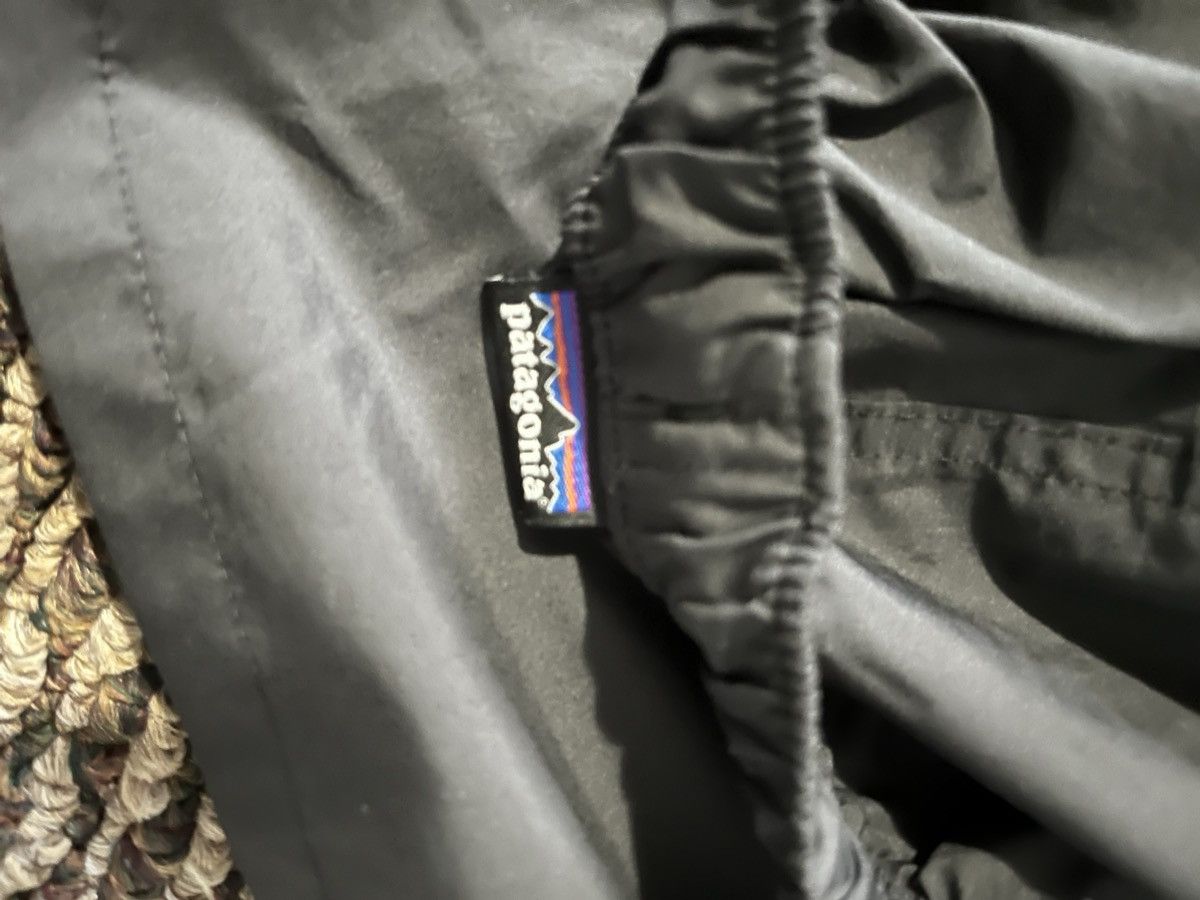 Patagonia Patagonia grey hiking shorts Size US 38 / EU 54 - 2 Thumbnail