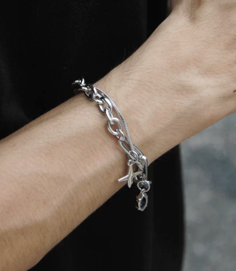 Japanese Brand × Jewelry Fashion retro punk star double layer twist chain bracelet Size ONE SIZE - 1 Thumbnail