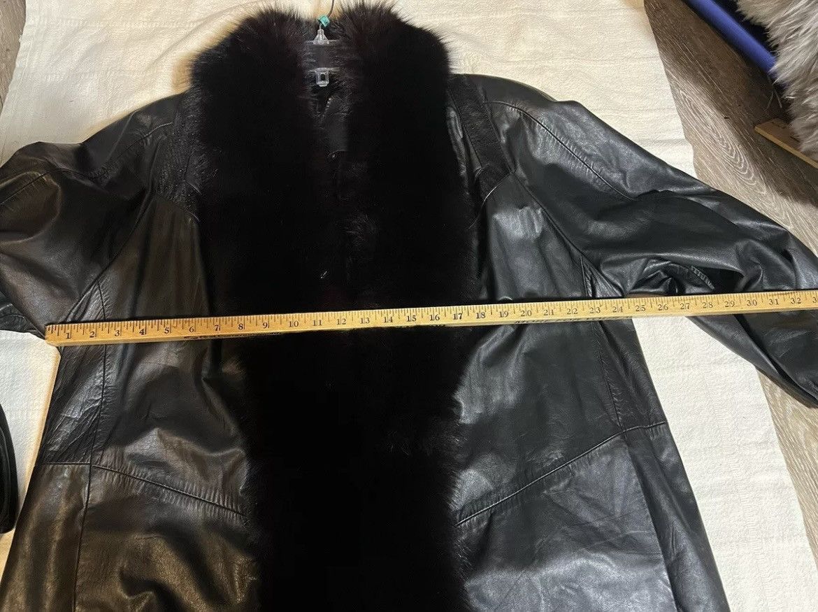 Vintage Black leather maxi coat with fox fur trim Size S / US 4 / IT 40 - 8 Thumbnail