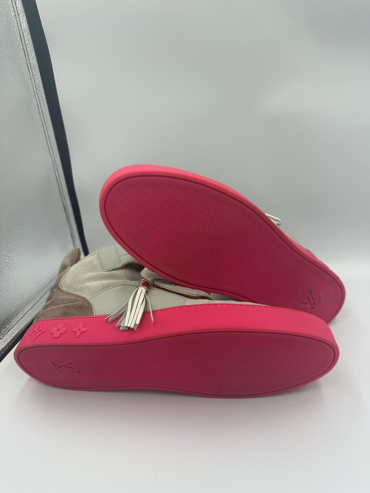 Kanye West × Louis Vuitton Louis Vuitton Pink Jasper’s Size US 11 / EU 44 - 20 Thumbnail