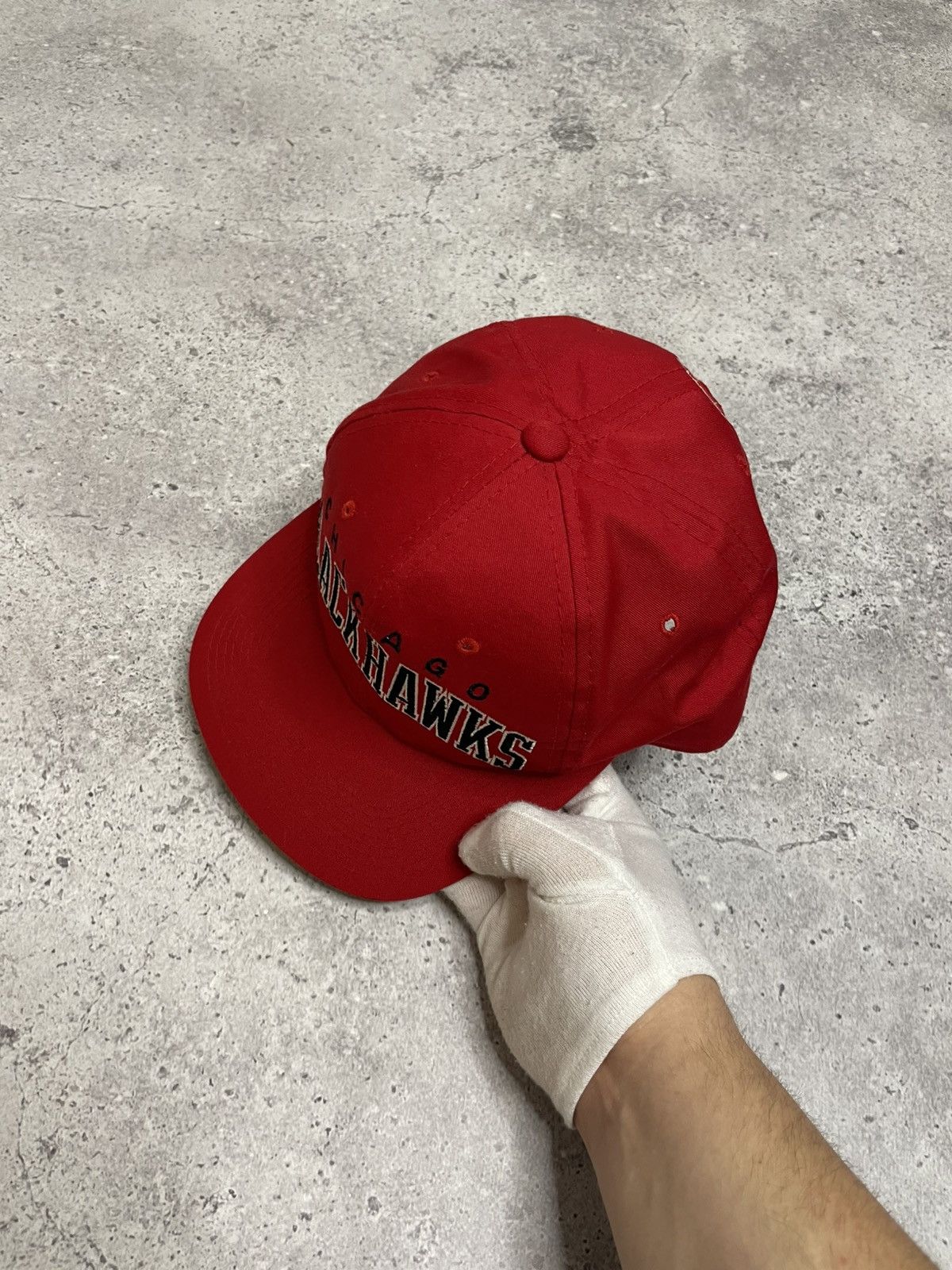 Starter VTG Chicago Blackhawks Starter Arched Snapback Hat Cap Red Size ONE SIZE - 4 Thumbnail
