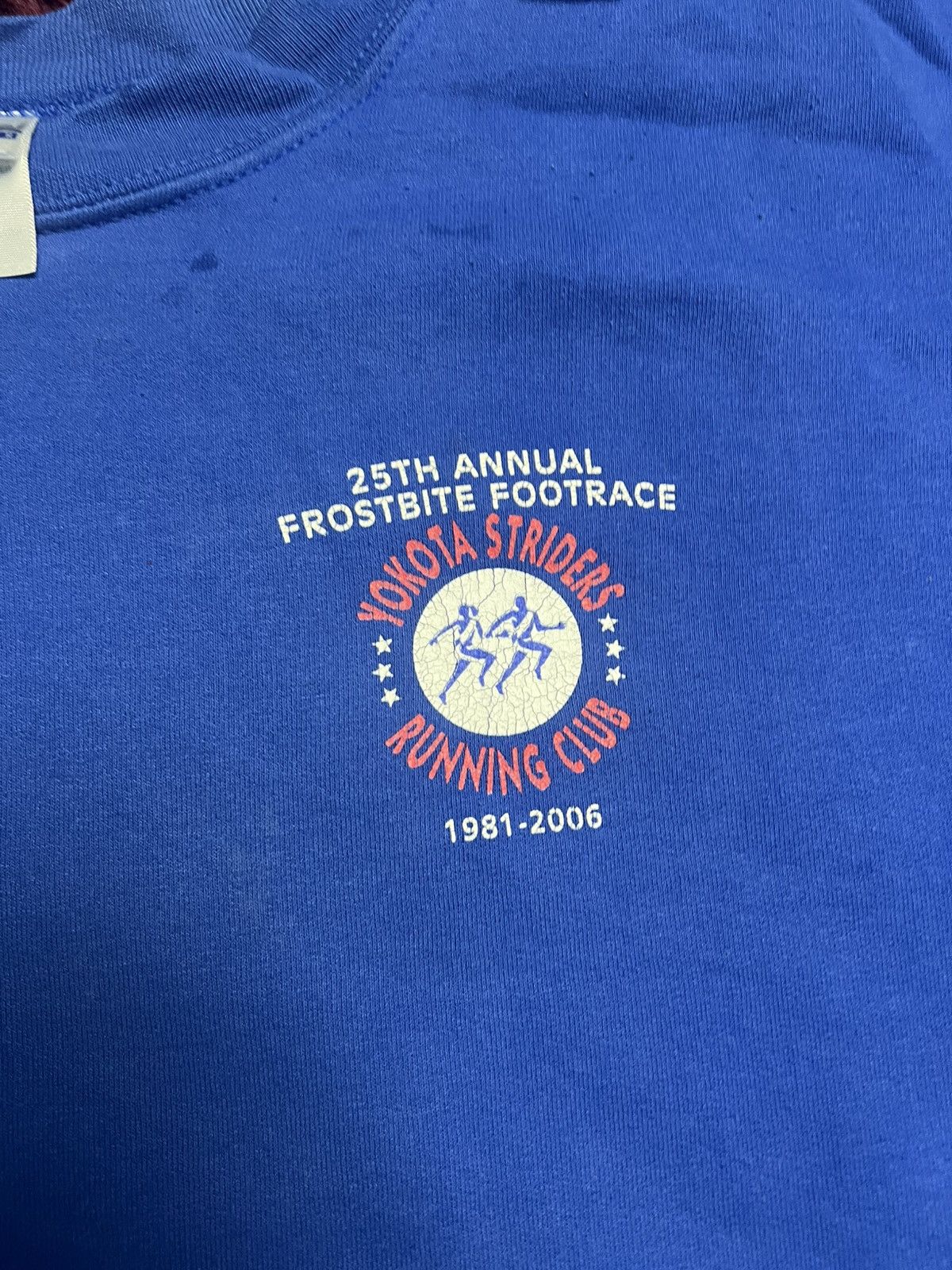 Japanese Brand Vintage2006Yokota Striders Frostbite Footrace Sweatshirt(46) Size US L / EU 52-54 / 3 - 3 Thumbnail
