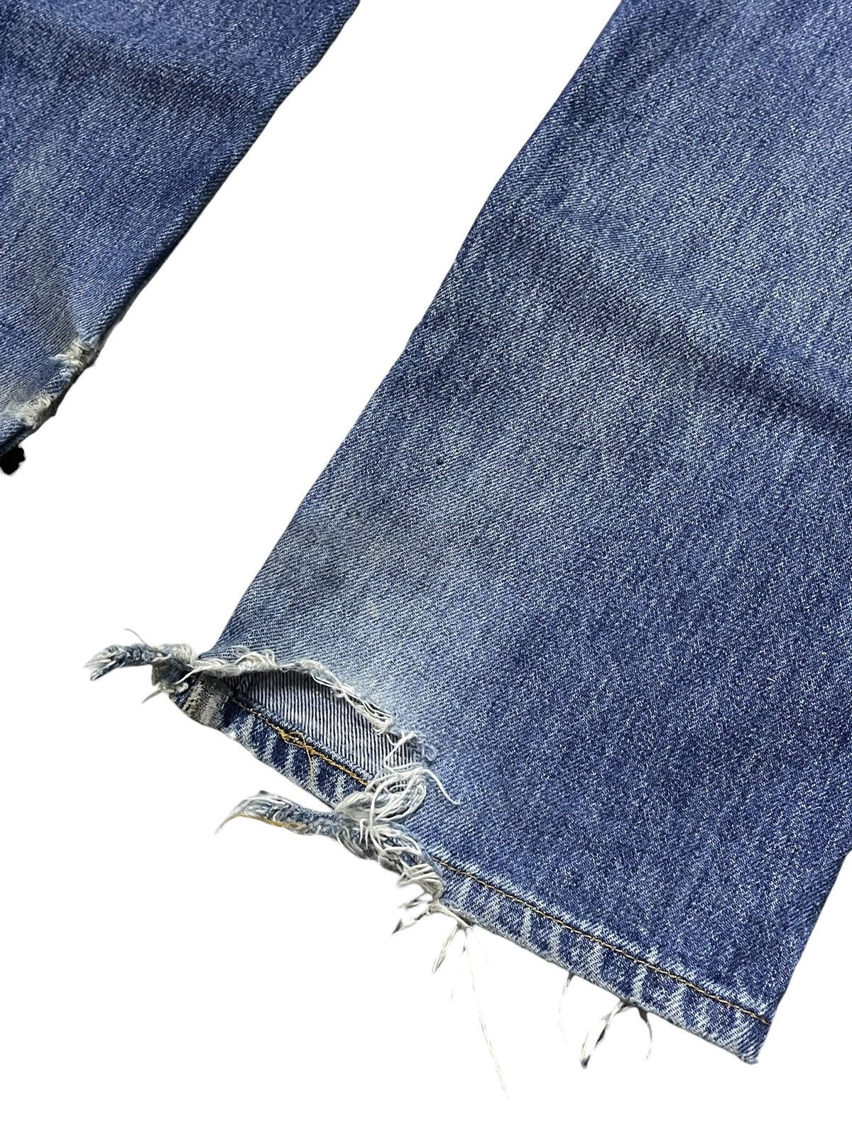 Levi's × Vintage Vintage Levis 501 90s Distressed Jeans Size US 30 / EU 46 - 16 Thumbnail