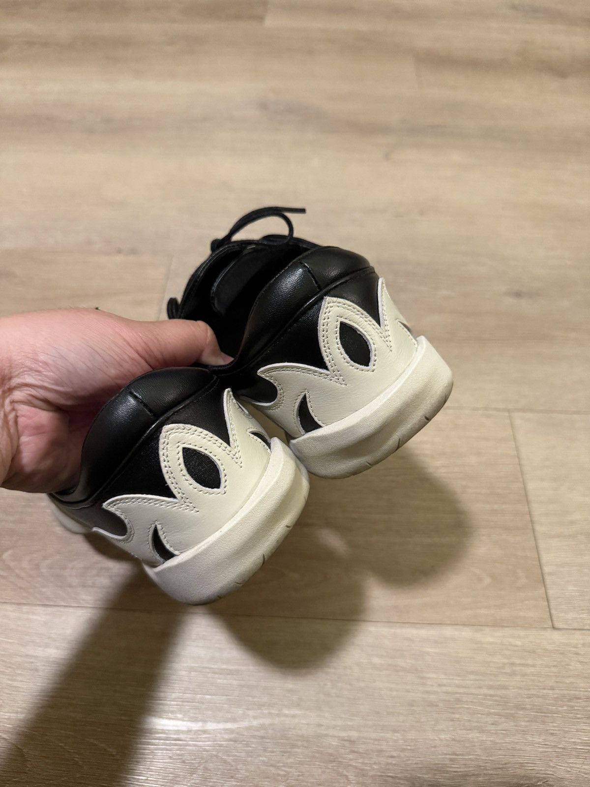 Y-3 Y-3 Black Regu 2002 Trainers Size US 9.5 / EU 42-43 - 7 Thumbnail