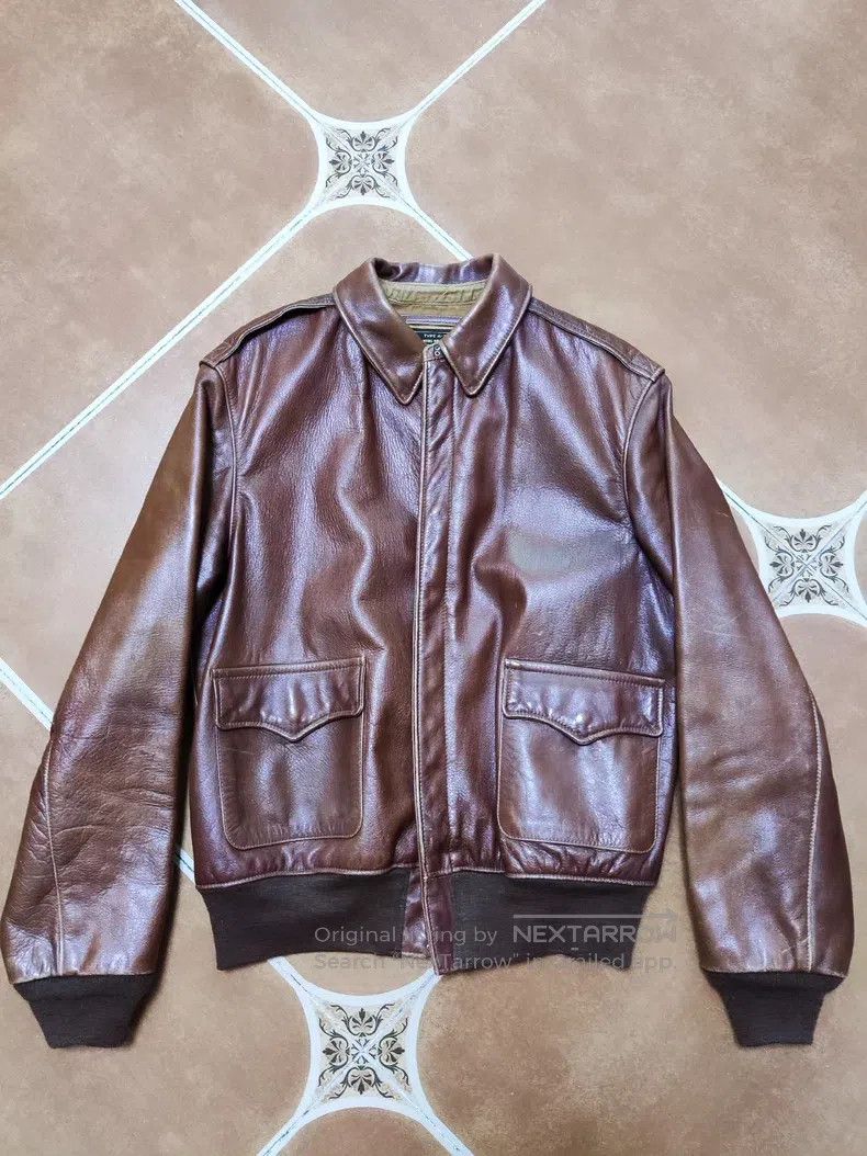 The Real McCoy's The Real McCoys A-2 Leather jacket Size US L / EU 52-54 / 3 - 1 Thumbnail