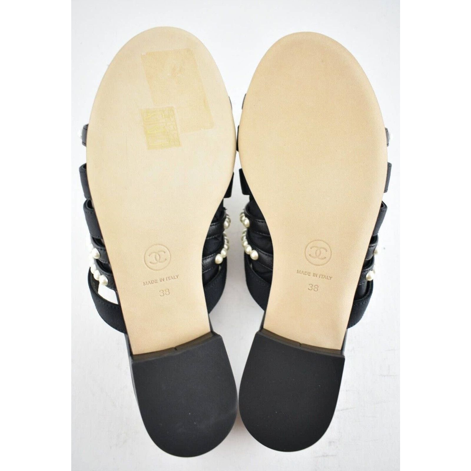 Chanel Chanel 20P Black White Pearl Strap CC Logo Slide Slip On Size US 8 / IT 38 - 9 Thumbnail