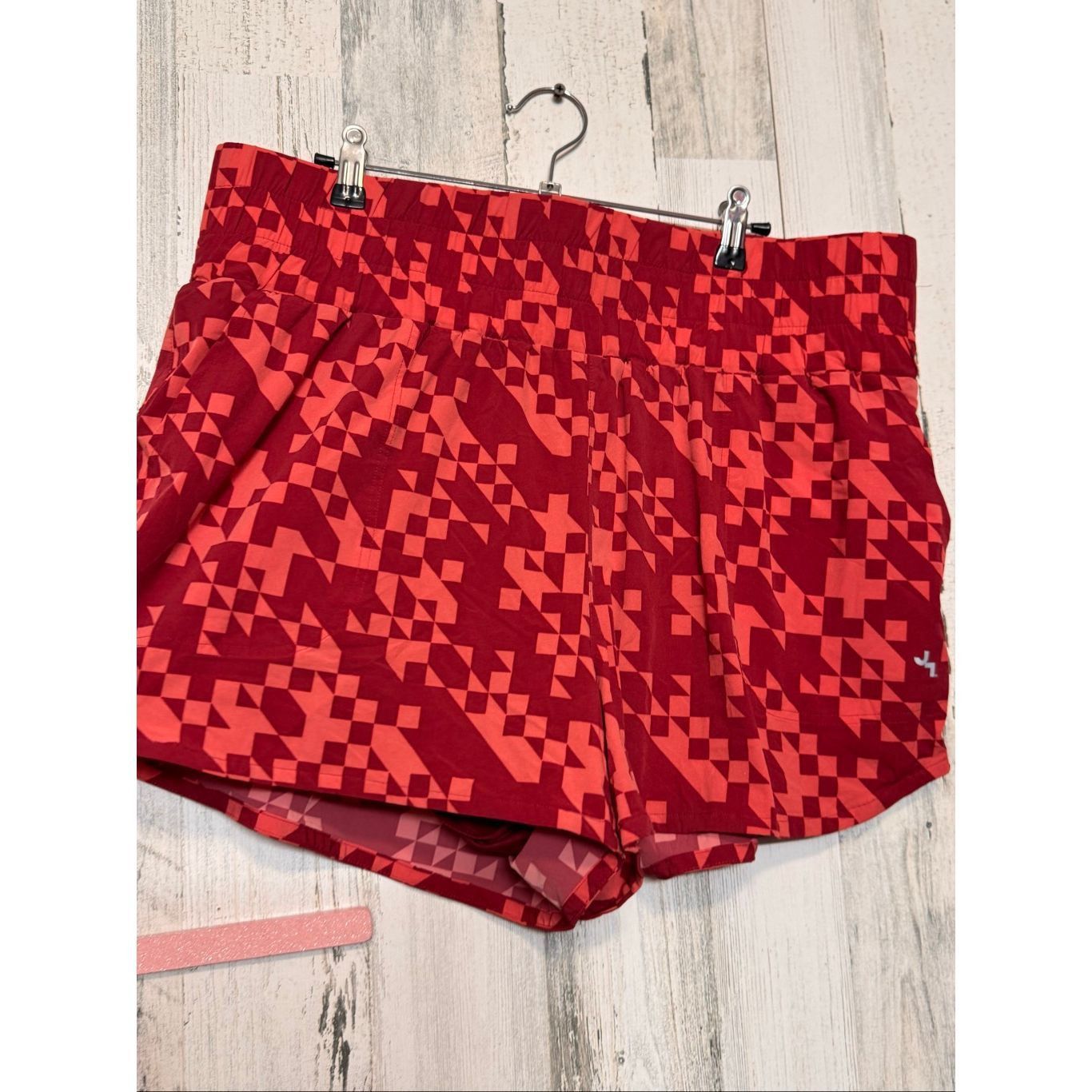 Other JoyLab Red Geometric Running Shorts Women’s XL High Waist Ac Size 38" / US 16 / IT 52 - 7 Thumbnail
