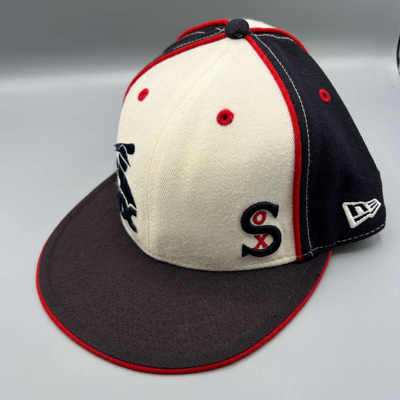 New Era Chicago White Sox Hat Men 7 1/4 59Fifty New Era Fitted Cap Size ONE SIZE - 2 Thumbnail