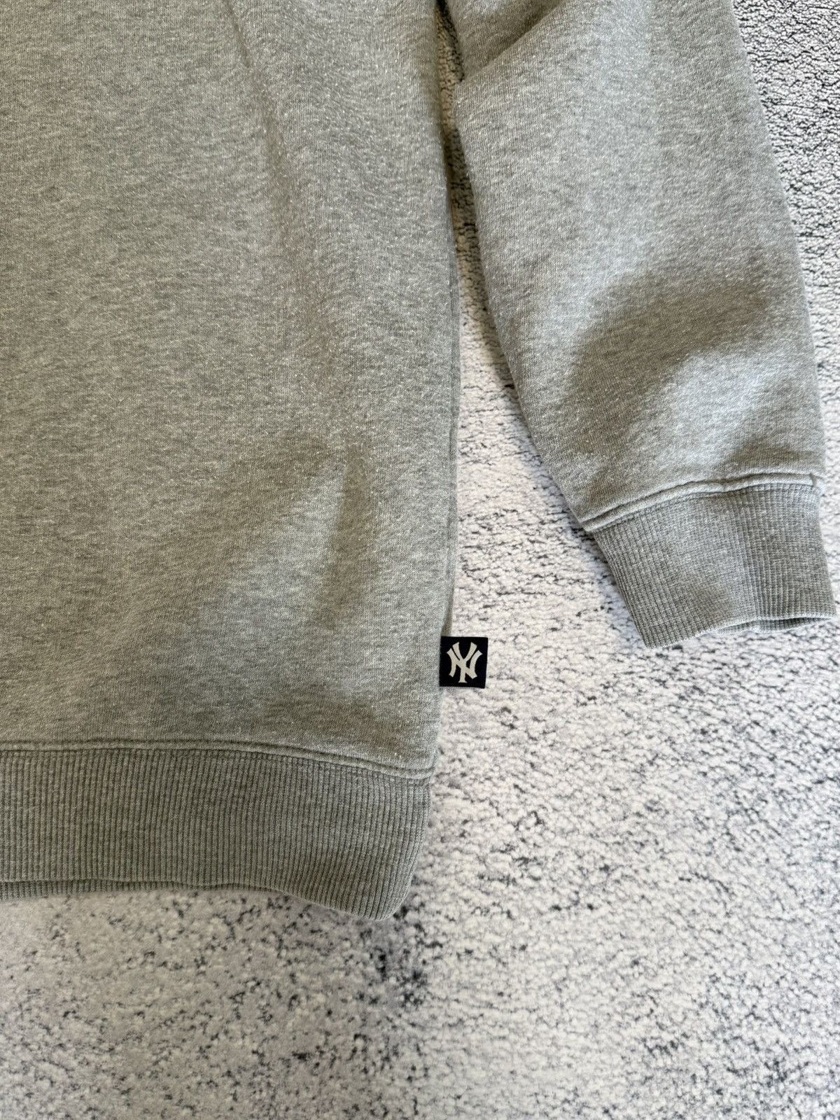 Adidas Vintage Adidas Yankees Sweatshirt MLB Spellout Logo Mens L Size US L / EU 52-54 / 3 - 4 Thumbnail