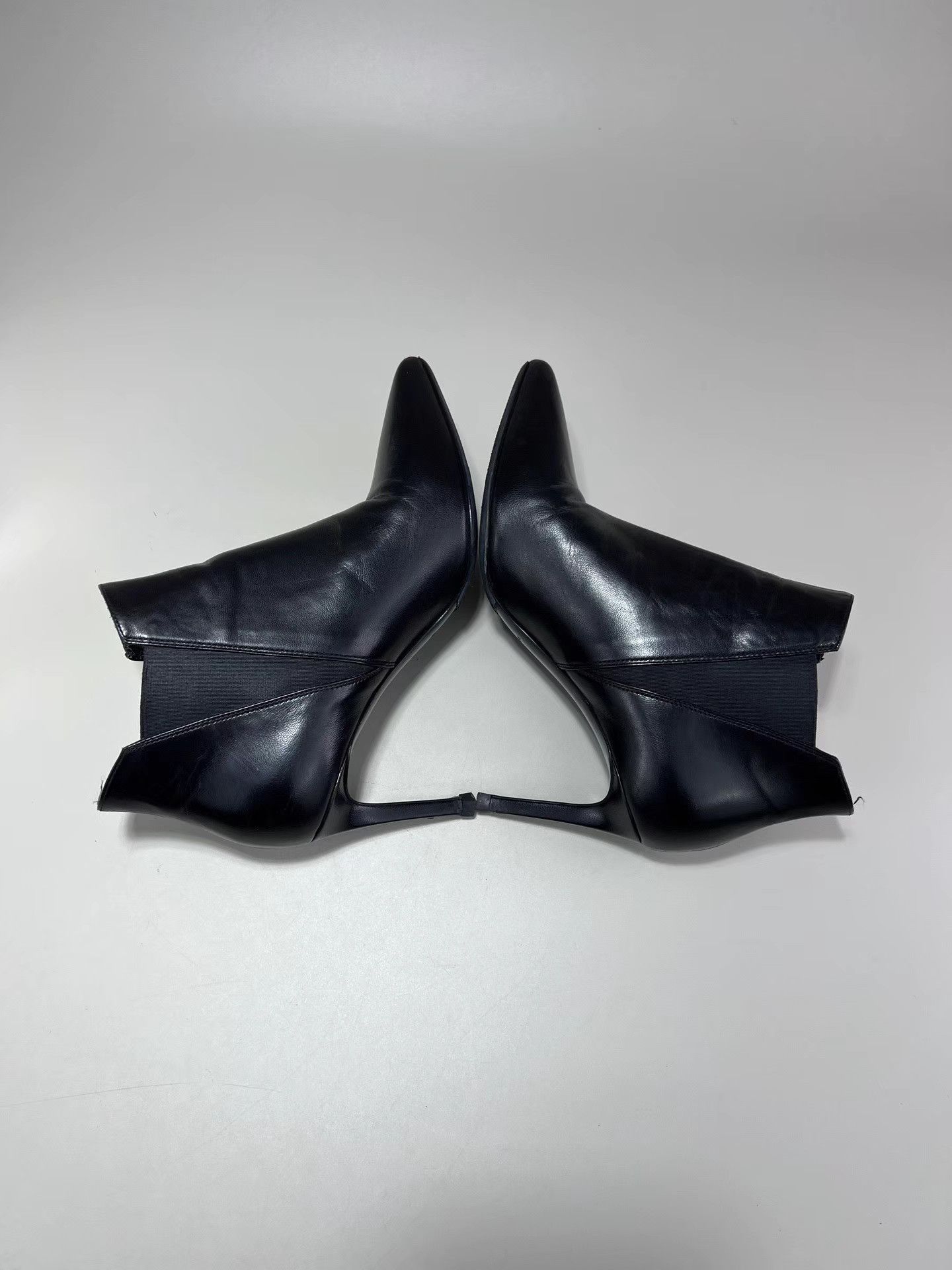 Saint Laurent Paris SAINT LAURENT SLP Black Ankle Boots Size US 7.5 / IT 37.5 - 6 Thumbnail