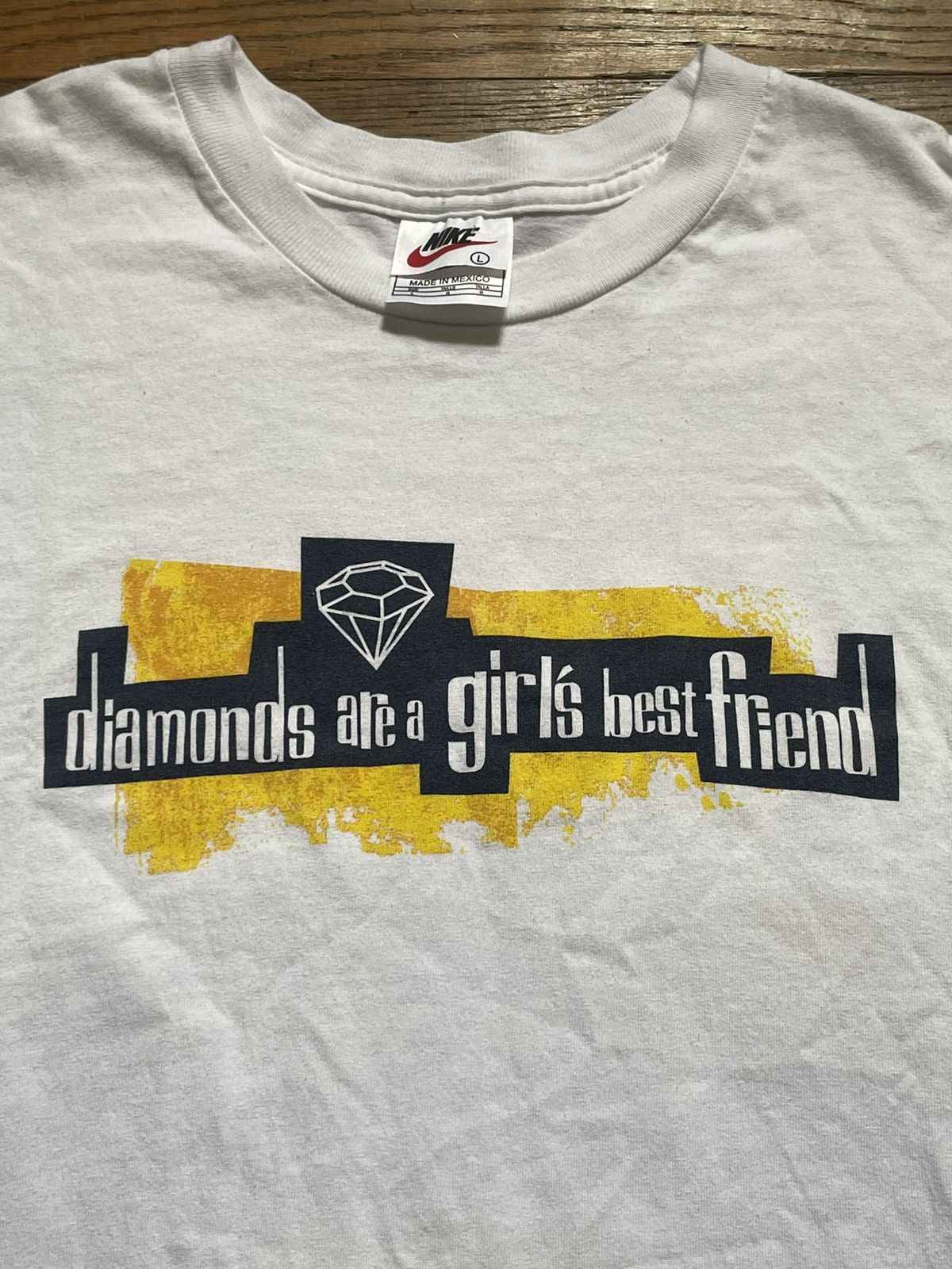 Nike × Vintage Vintage NIKE “Diamonds Are A Girl’s Best Friend” T-Shirt Size US L / EU 52-54 / 3 - 2 Thumbnail