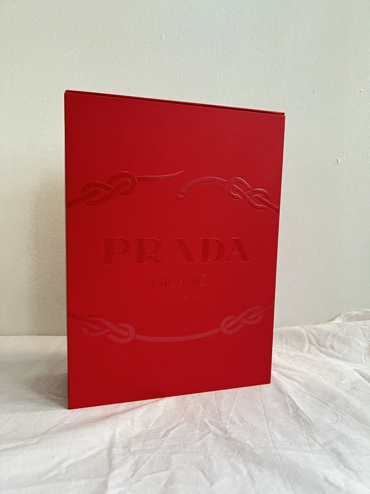 Prada 🔺Prada triangle table acrylic calendar home decor Size ONE SIZE - 5 Thumbnail