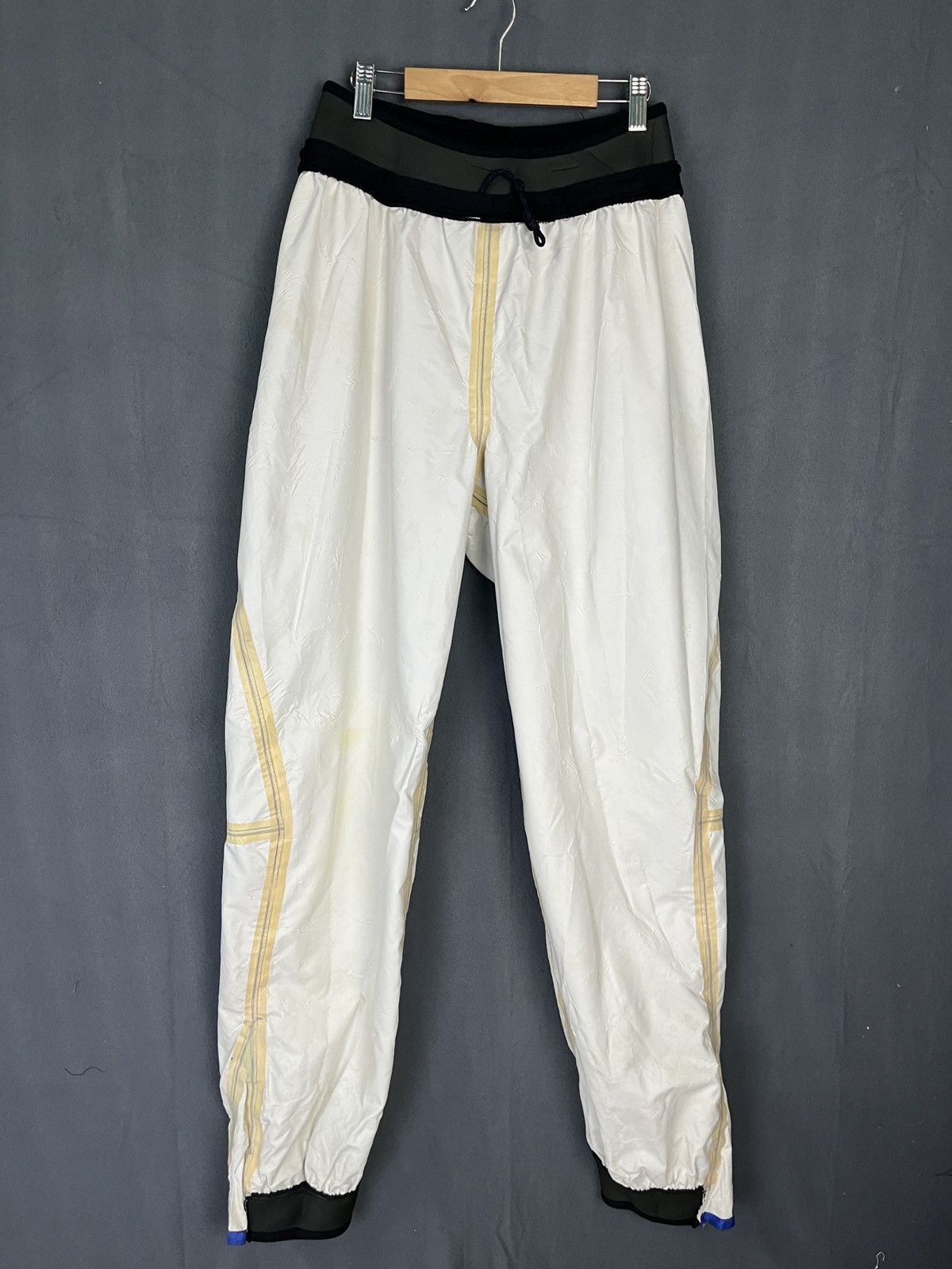 Patagonia × Vintage Patagonia Waterproof Outdoor Pants Size US 31 - 6 Thumbnail