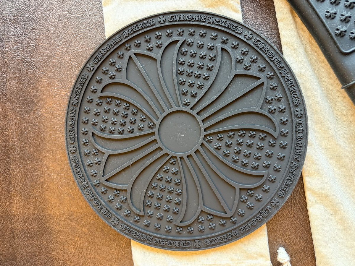 Chrome Hearts Chrome Hearts Plus Logo Rubber Mitt & Mat Set Size ONE SIZE - 5 Thumbnail