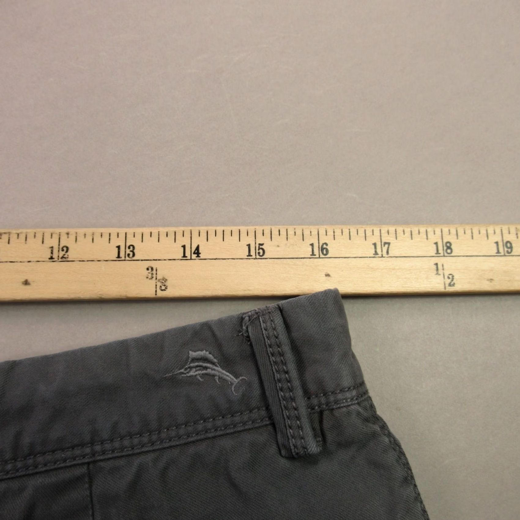Tommy Bahama Tommy Bahama Gray Boracay Chino Shorts - Size 33 - 8 in Inseam - Regular Fit - Cargo/Slash Pockets - Cotton Blend - Men Size US 33 - 6 Thumbnail