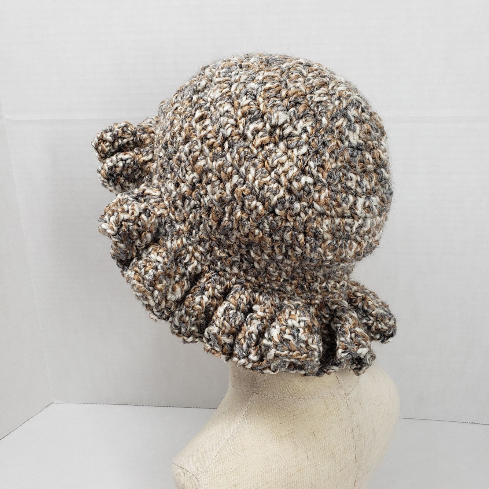 Handmade Handmade Crochet Brown Ruffle Bucket Hat Bohemian Casual Size ONE SIZE - 14 Thumbnail