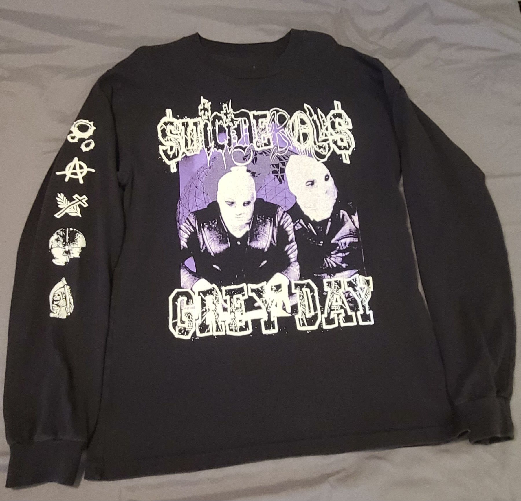 G59 Records GREY DAY 2023 - LONG SLEEVE - MASK ON - sz L Size US L / EU 52-54 / 3 - 1 Preview