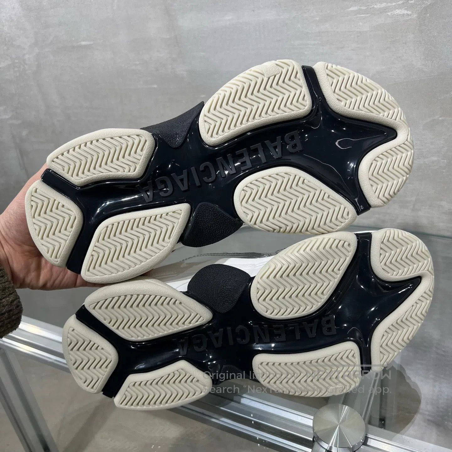 Balenciaga Balenciaga Half-trailer dad shoes, silver Size US 6.5 / IT 36.5 - 7 Thumbnail