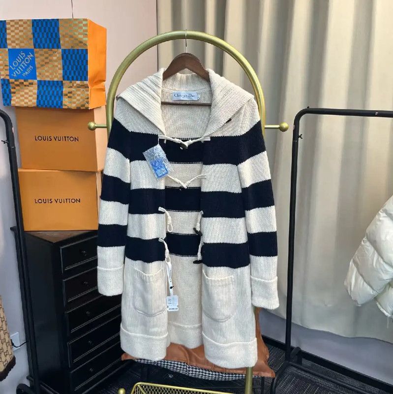 Dior Dior Women's White Wool Striped Coat 0089 Size S / US 4 / IT 40 - 1 Thumbnail