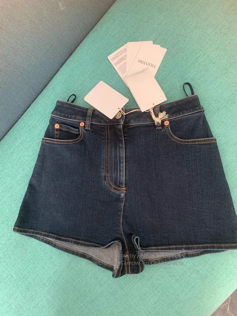 Valentino Valentino Denim shorts Size 26" / US 2 / IT 38 - 3 Thumbnail