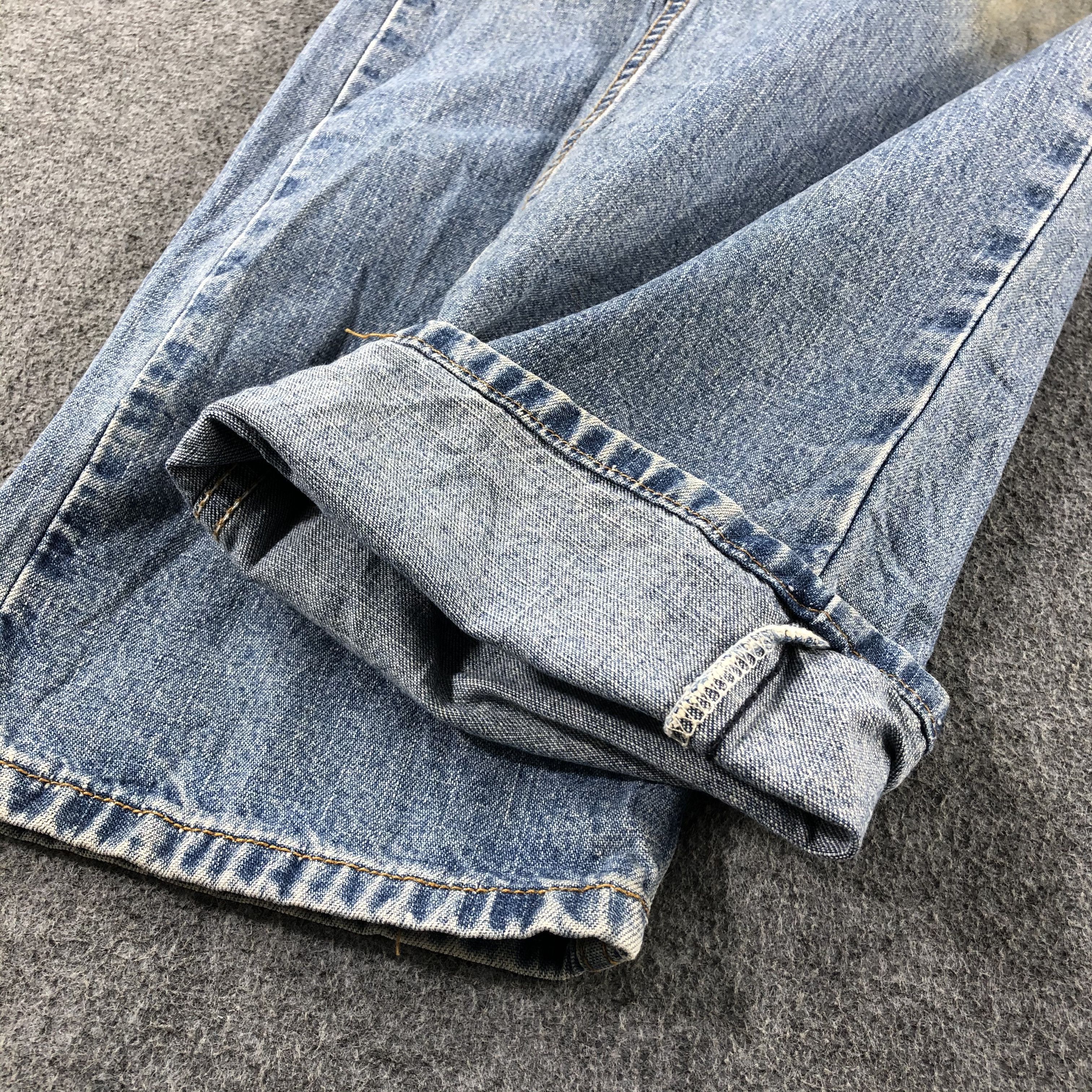 Levi's Vintage Blue Wash Levis 505 Jeans-J2641 Size US 31 - 6 Thumbnail