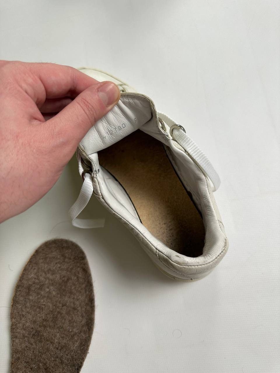 Balenciaga Balenciaga Arena Cracked Opium Leather Opium White Shoes Size US 7.5 / EU 40-41 - 13 Thumbnail