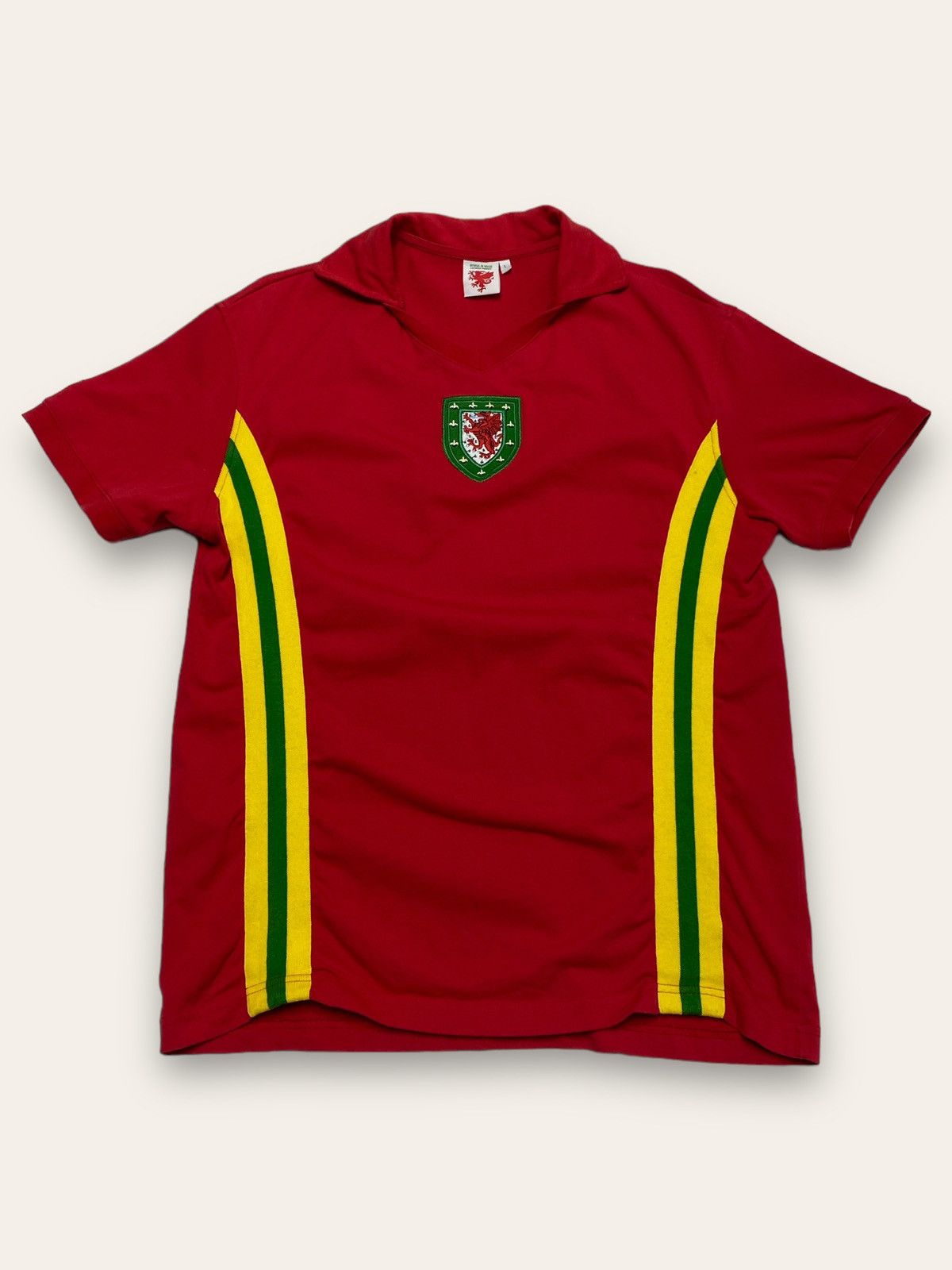 Vintage Vintage WALES Gumry 10 Red Polo Shirt Big Logo Size US M / EU 48-50 / 2 - 1 Thumbnail